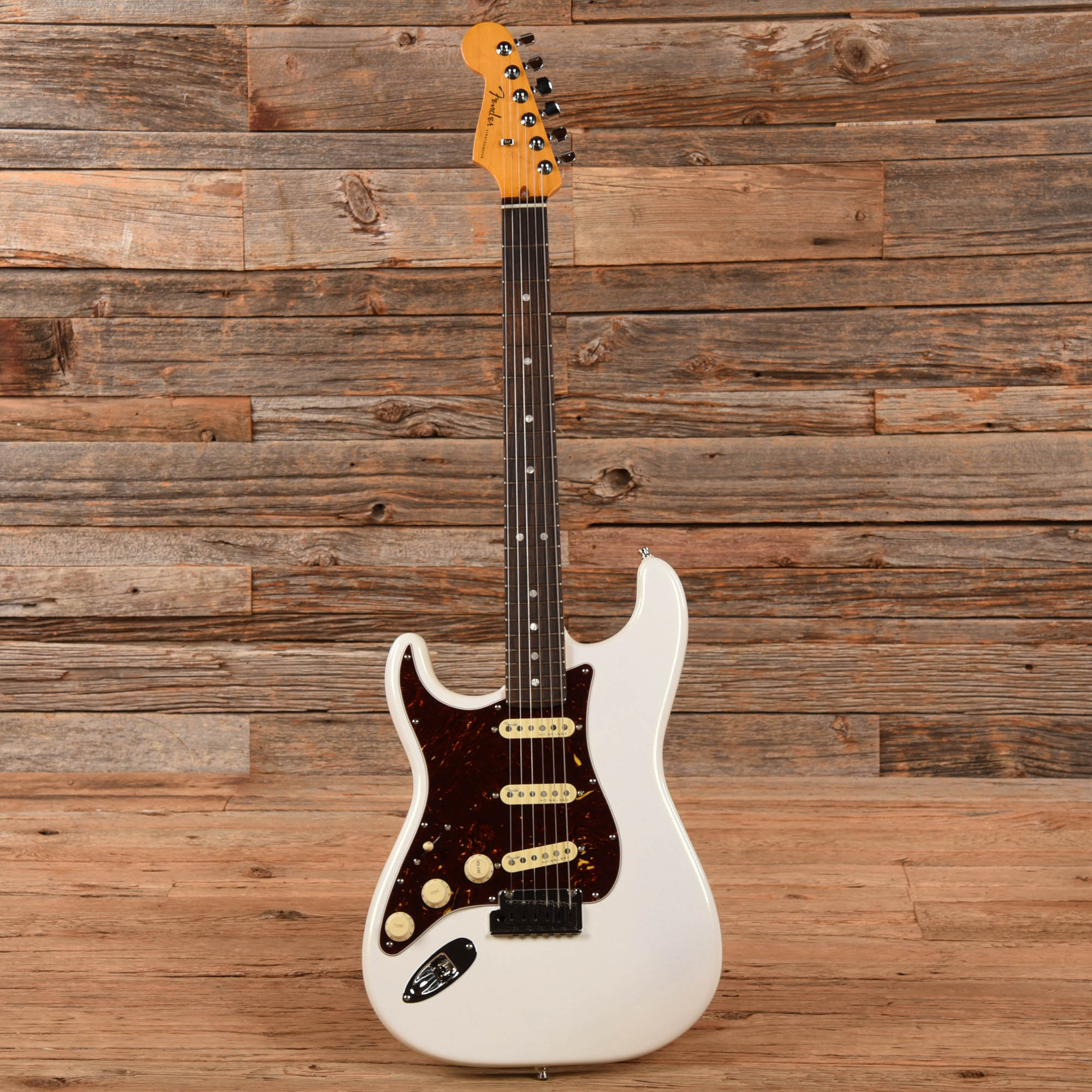 Fender American Ultra Stratocaster White 2022 Electric Guitars / Solid Body