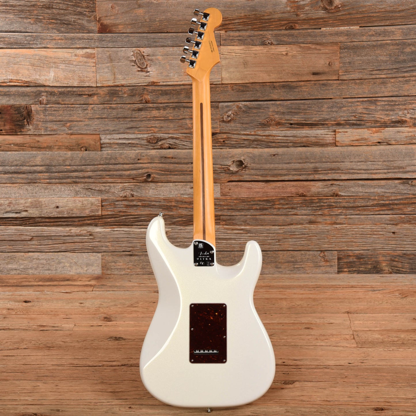 Fender American Ultra Stratocaster White 2022 Electric Guitars / Solid Body