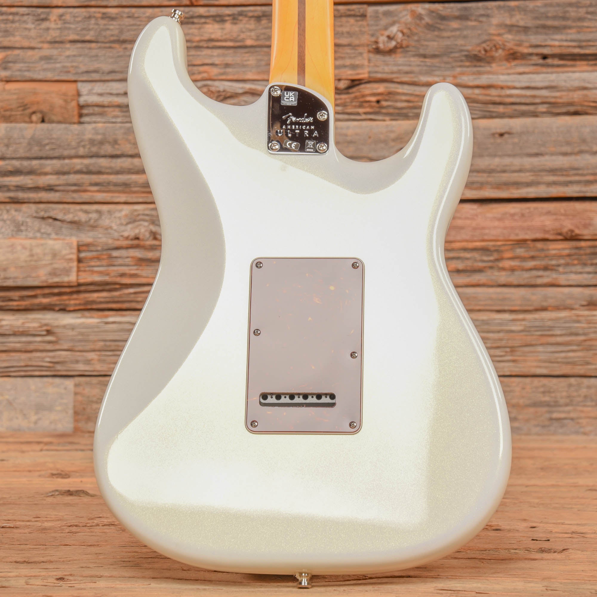 Fender American Ultra Stratocaster White 2022 Electric Guitars / Solid Body