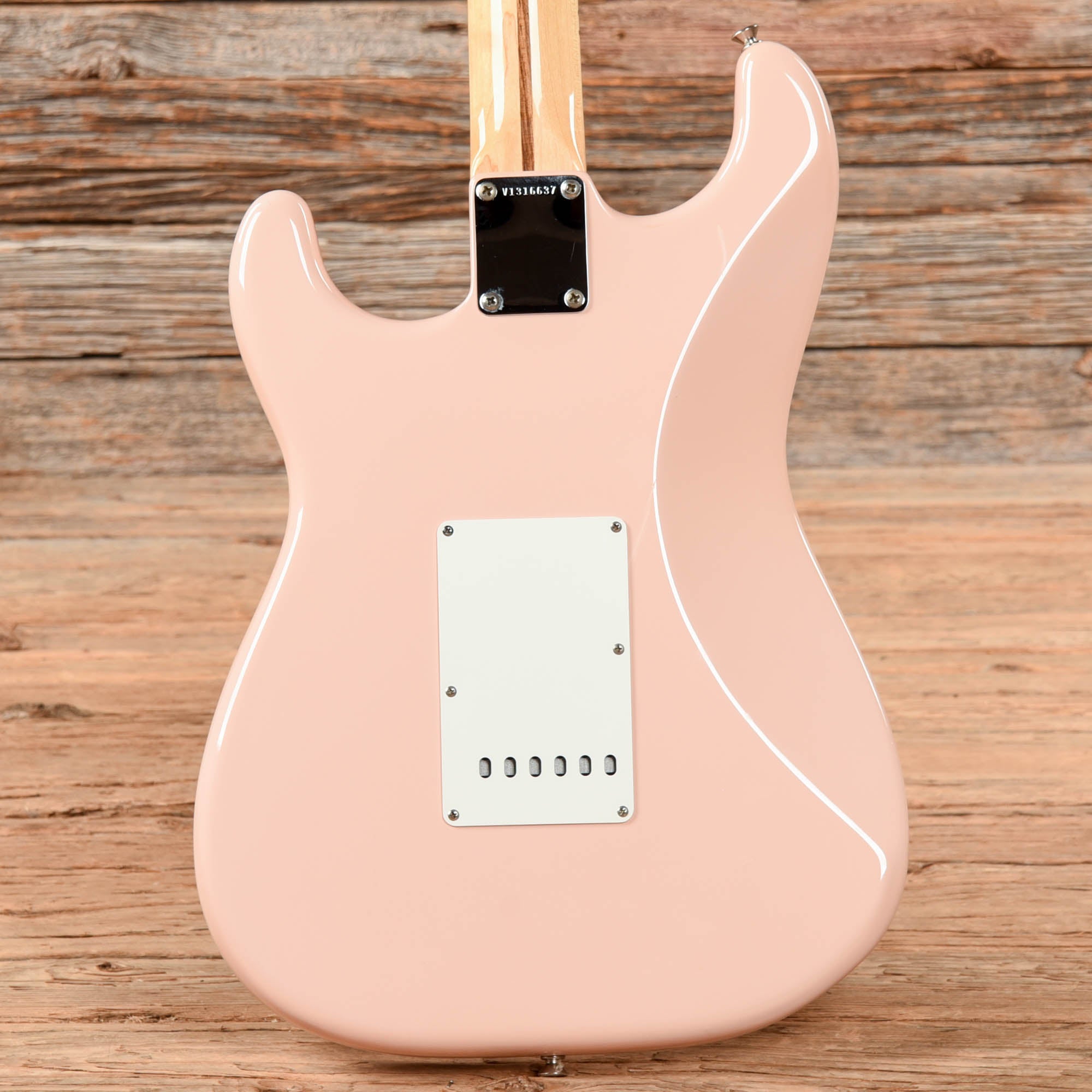 Fender American Vintage 56 Stratocaster Shell Pink 2013 Electric Guitars / Solid Body