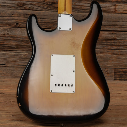 Fender American Vintage '57 Stratocaster Sunburst 1992 Electric Guitars / Solid Body