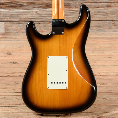 Fender American Vintage 57 Stratocaster Sunburst 1997 Electric Guitars / Solid Body