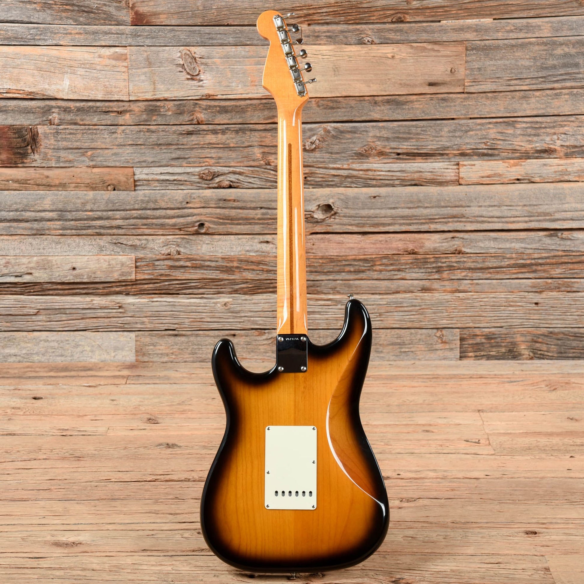 Fender American Vintage 57 Stratocaster Sunburst 1997 Electric Guitars / Solid Body