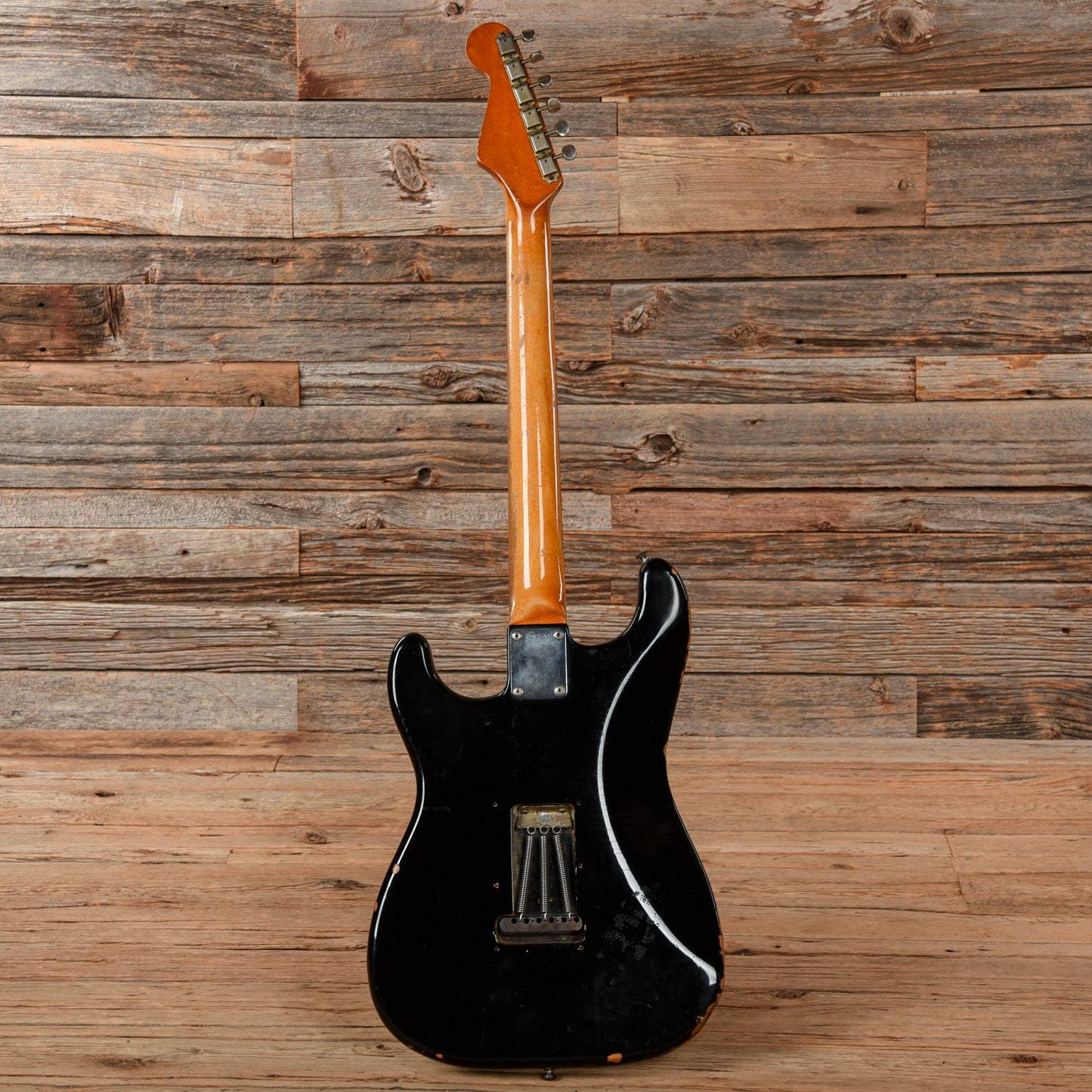 Fender American Vintage 62 Stratocaster Black 1983 Electric Guitars / Solid Body