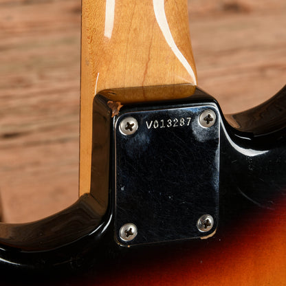 Fender American Vintage '62 Stratocaster Sunburst 1986 Electric Guitars / Solid Body