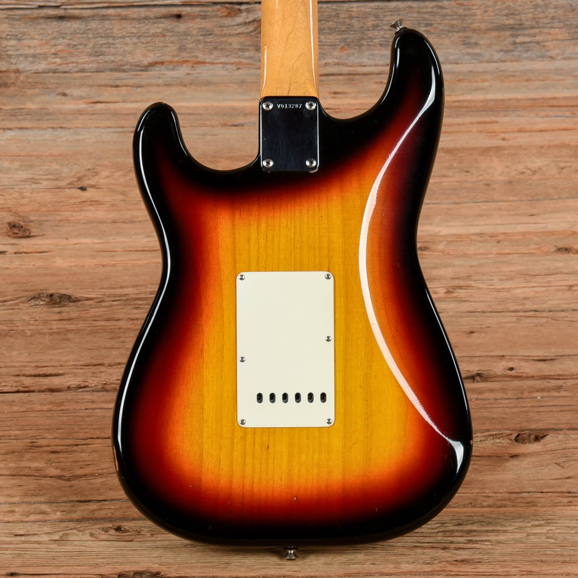 Fender American Vintage '62 Stratocaster Sunburst 1986 Electric Guitars / Solid Body