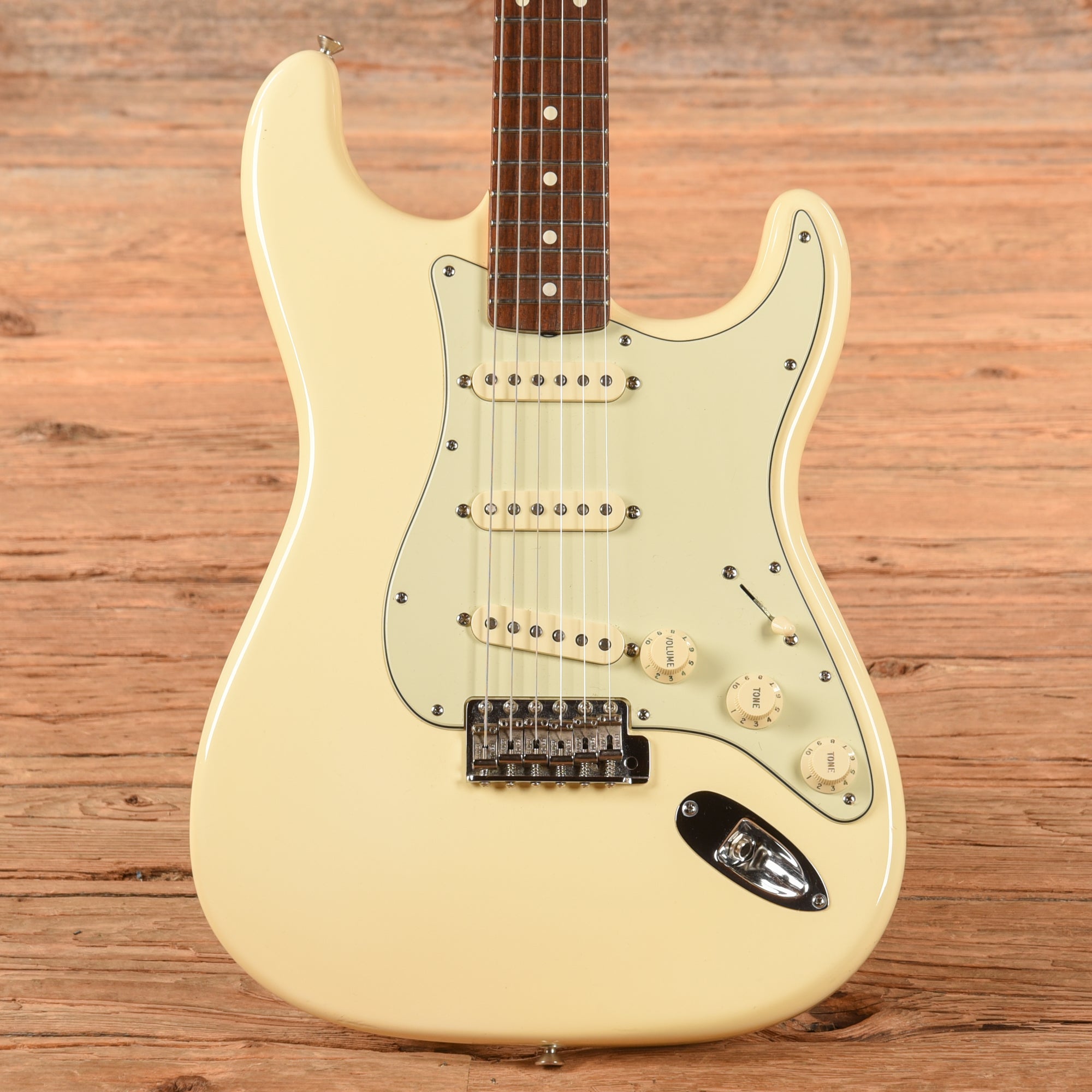 Fender American Vintage Hot Rod '62 Stratocaster Olympic White