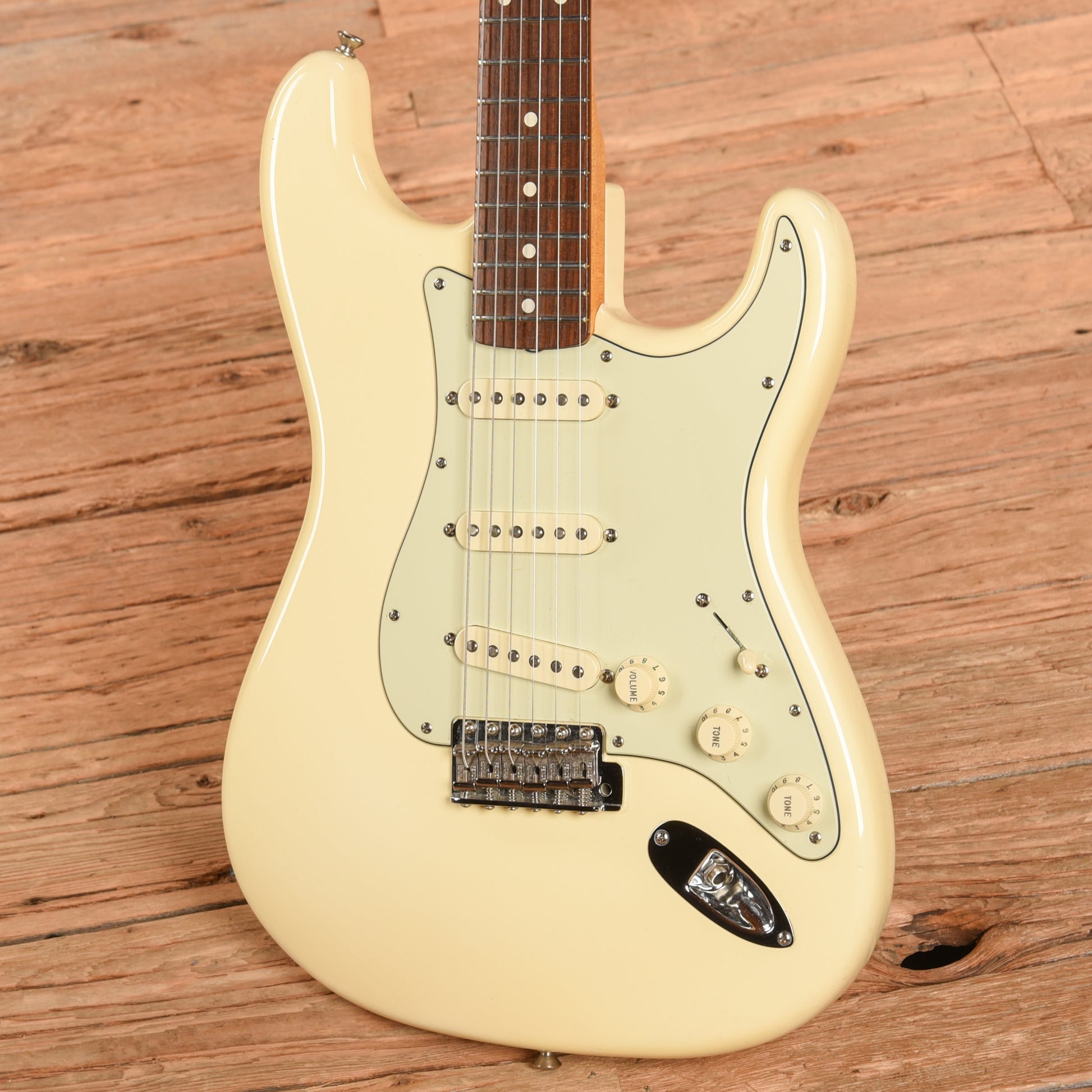 Fender American Vintage Hot Rod '62 Stratocaster Olympic White 2008 Electric Guitars / Solid Body