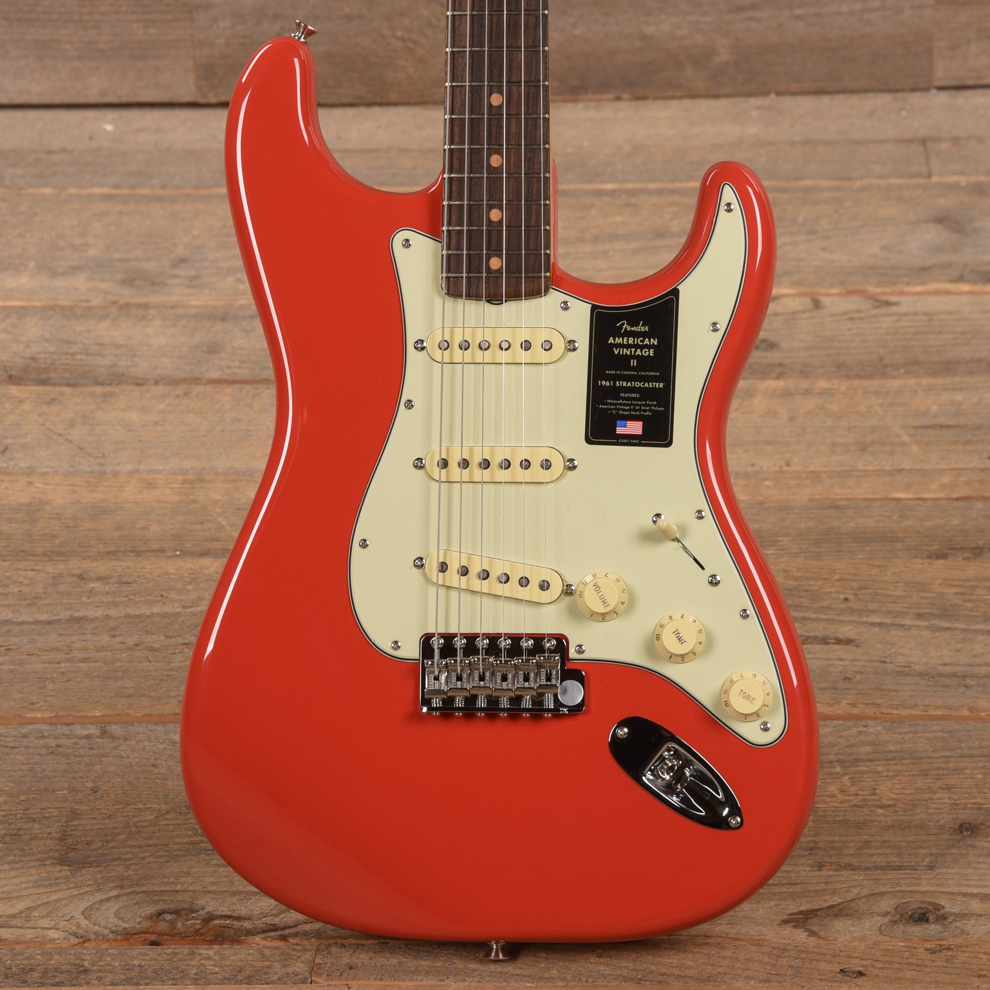 Fender American Vintage II 1961 Stratocaster Fiesta Red Electric Guitars / Solid Body