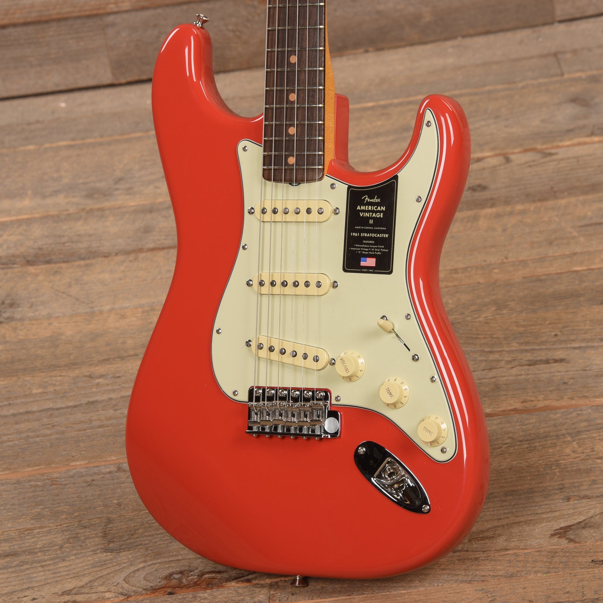 Fender American Vintage II 1961 Stratocaster Fiesta Red Electric Guitars / Solid Body
