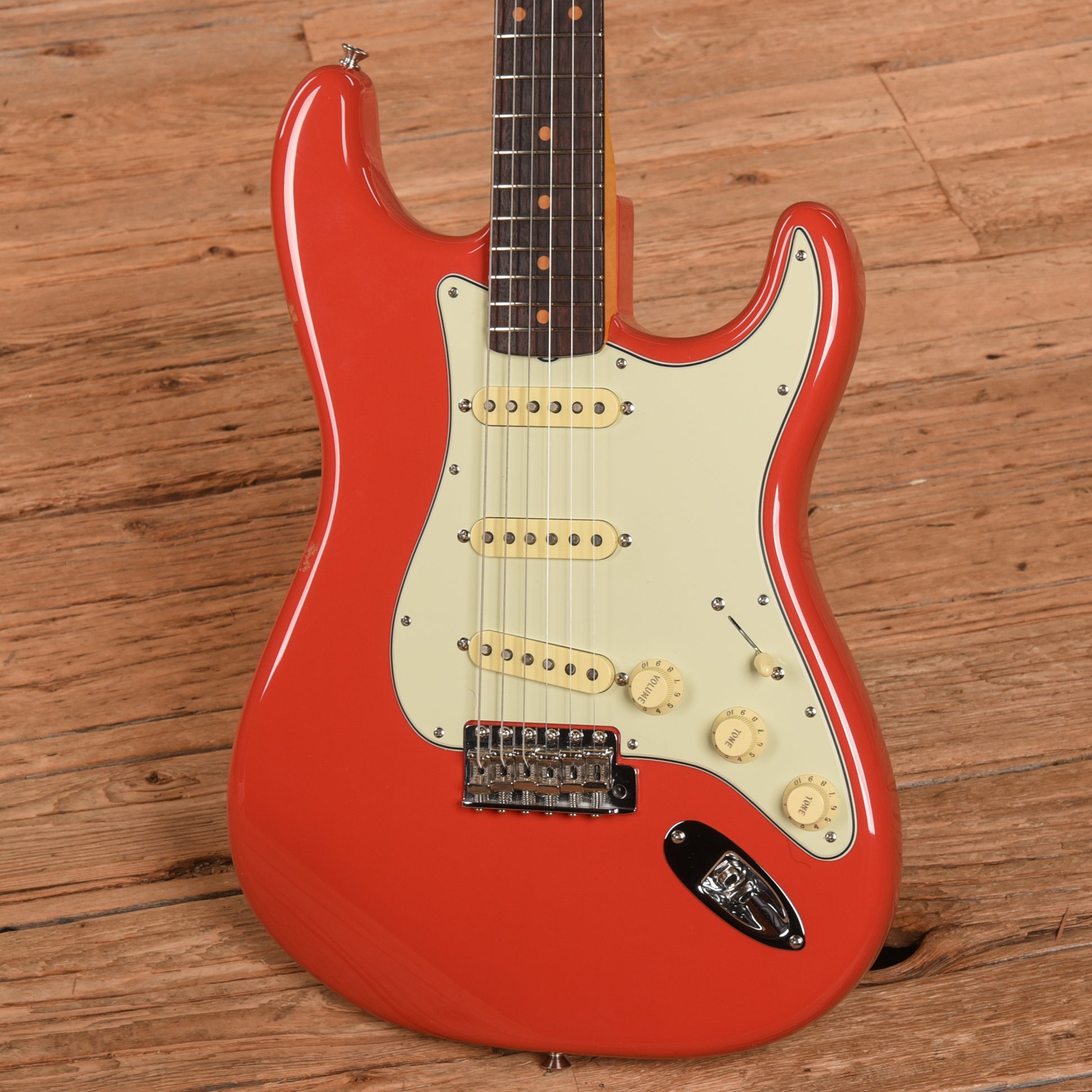Fender American Vintage II 1961 Stratocaster Fiesta Red Electric Guitars / Solid Body