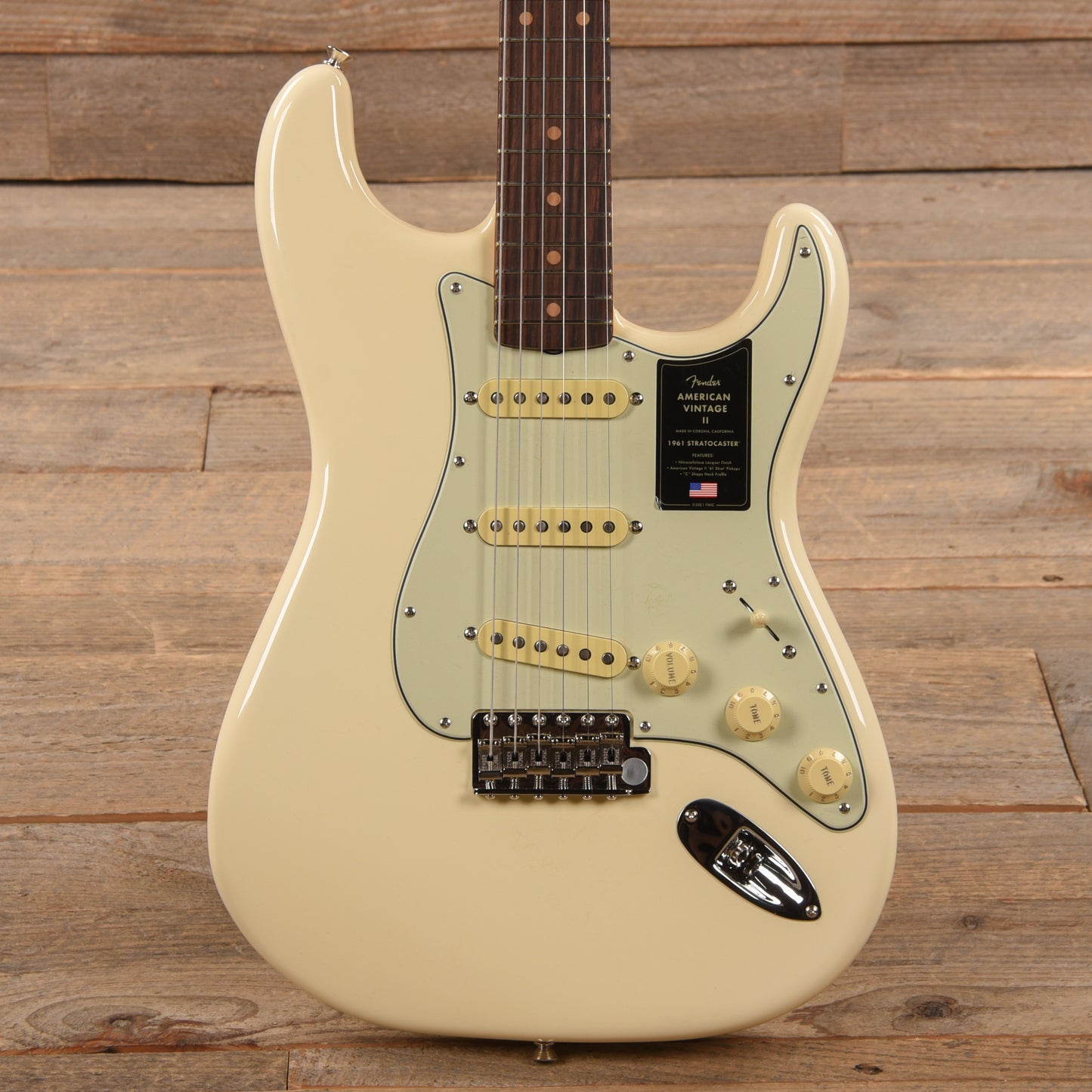 Fender American Vintage II 1961 Stratocaster Olympic White Electric Guitars / Solid Body