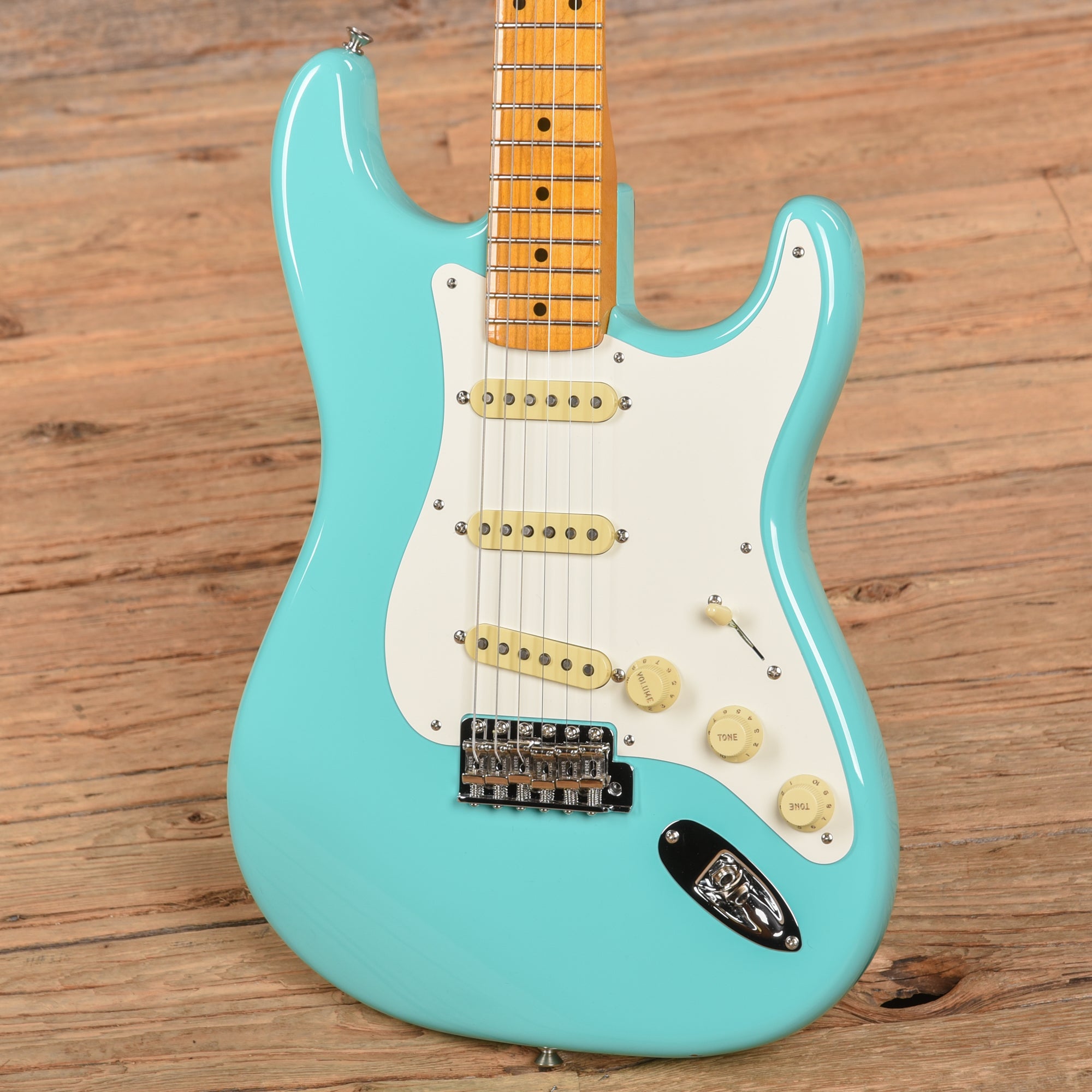 Fender American Vintage II 57 Stratocaster Sea Foam Green 2024 Electric Guitars / Solid Body