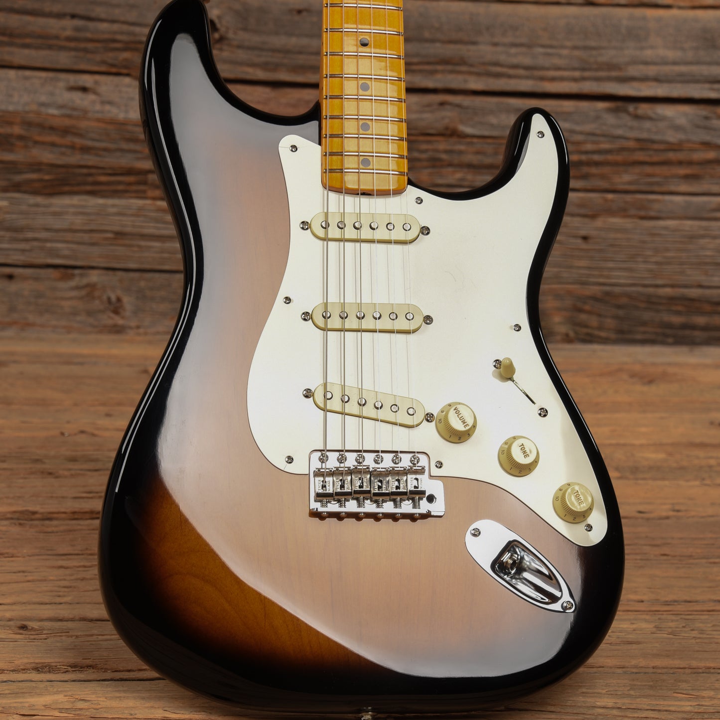 Fender American Vintage II '57 Stratocaster Sunburst 2022 Electric Guitars / Solid Body
