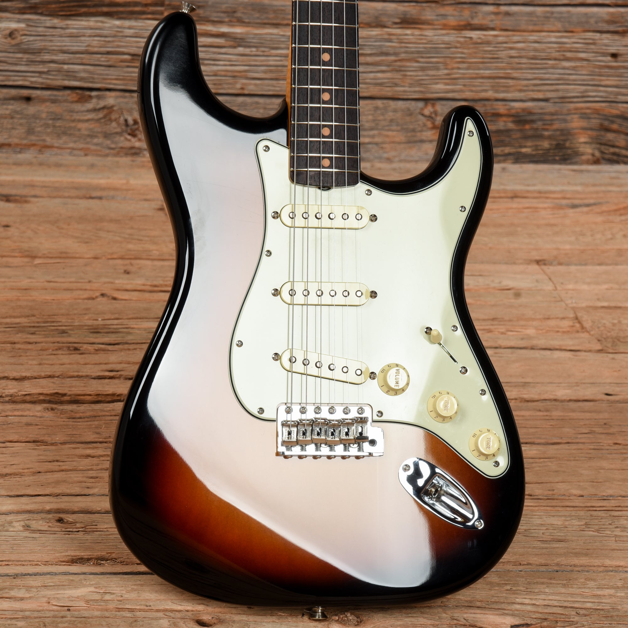 Fender American Vintage II '61 Stratocaster Sunburst 2023 Electric Guitars / Solid Body