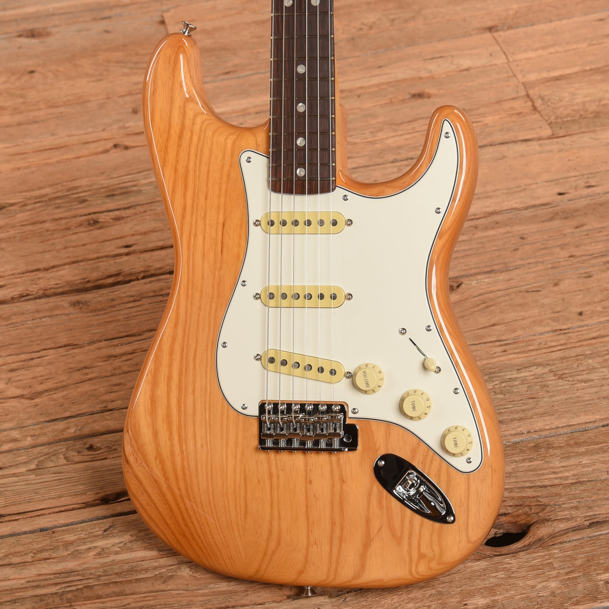 Fender American Vintage II '73 Stratocaster Aged Natural 2024 Electric Guitars / Solid Body