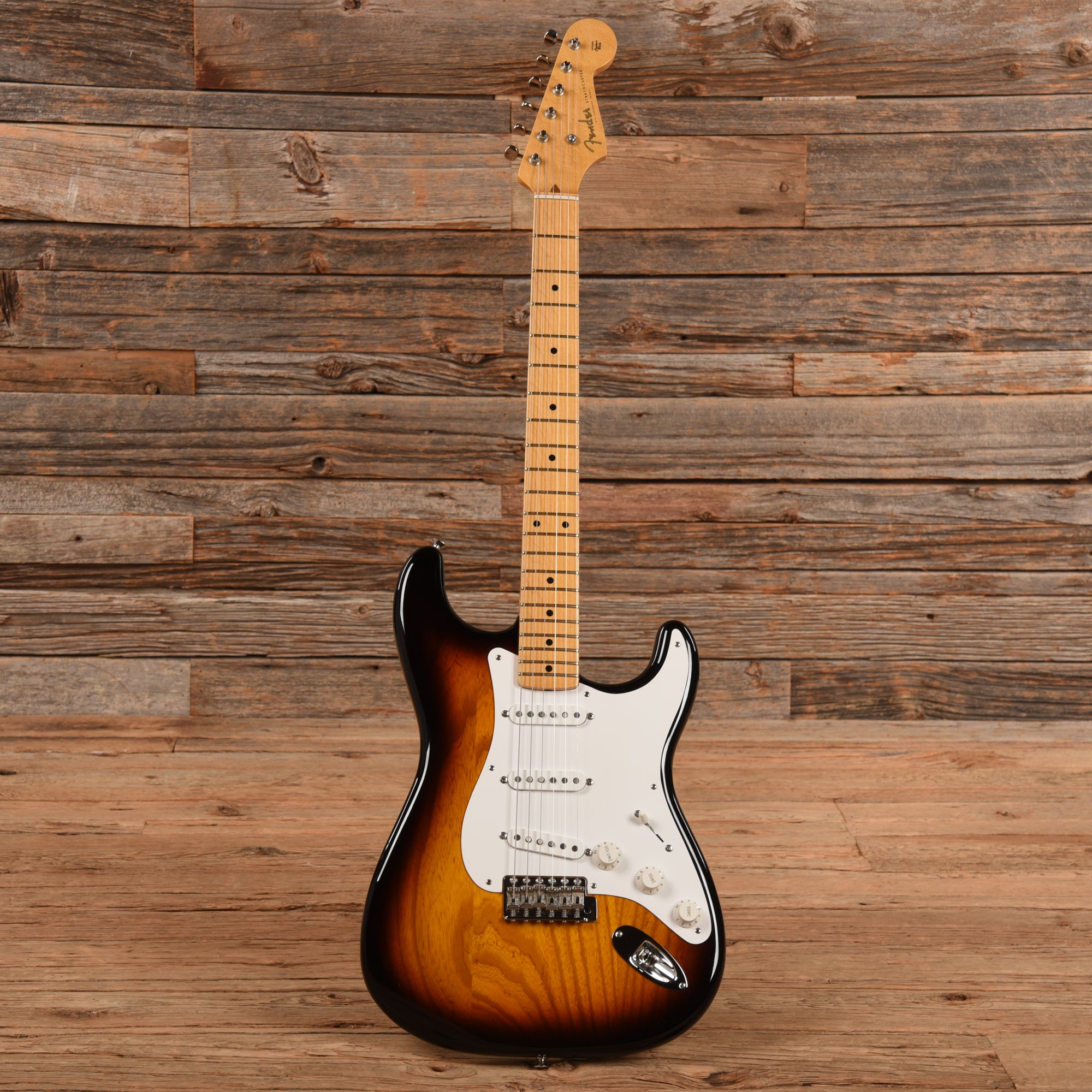 Fender American Vintage Thin Skin 54 Stratocaster 2-Color Sunburst 2012 Electric Guitars / Solid Body