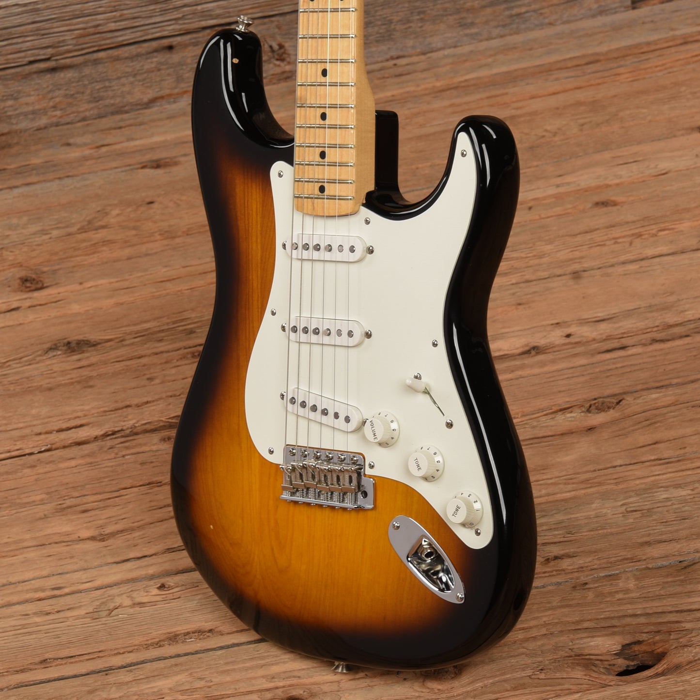 Fender American Vintage Wildwood "Thin Skin" 56 Stratocaster Sunburst 2017 Electric Guitars / Solid Body
