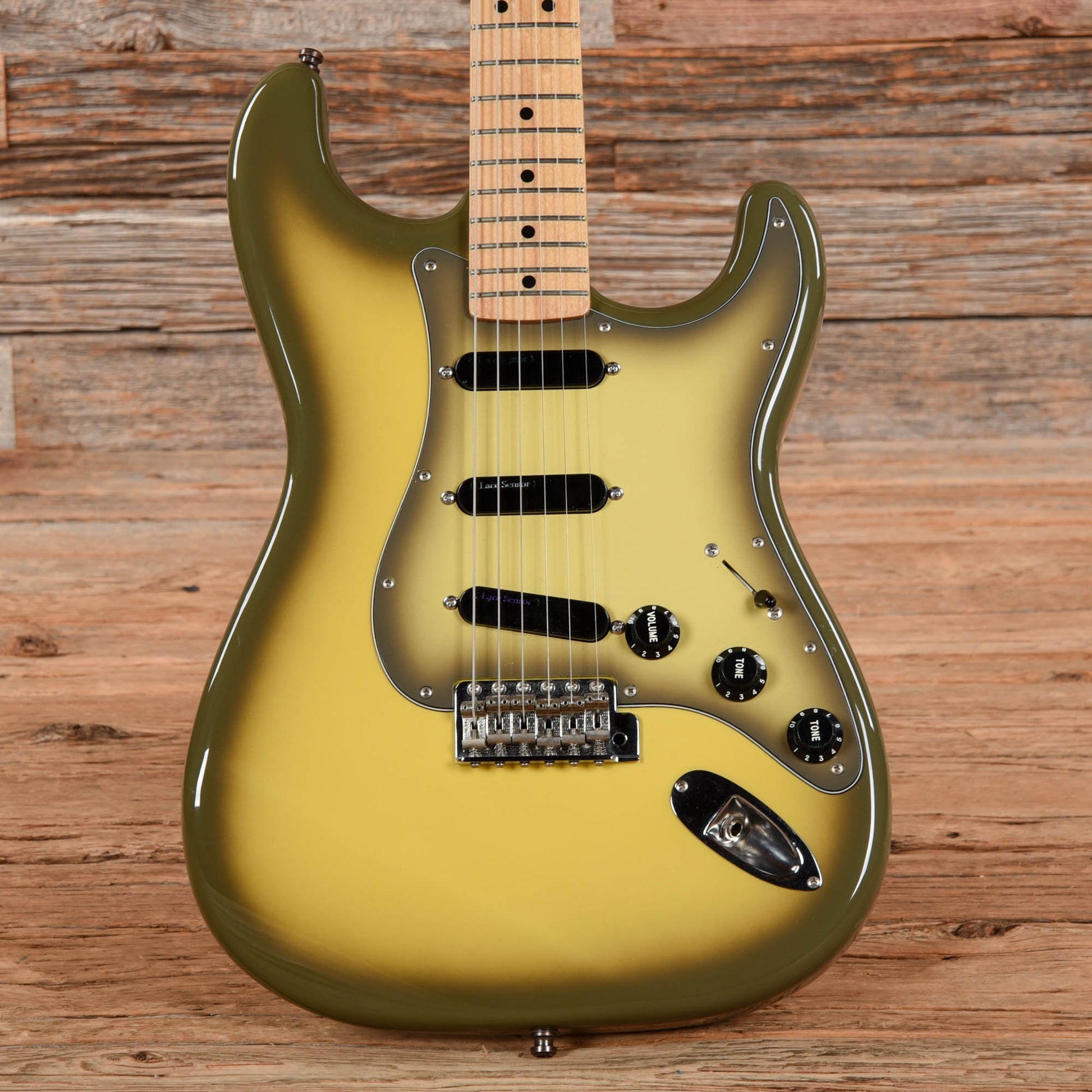 Fender Antigua Stratocaster Antigua 2003 Electric Guitars / Solid Body