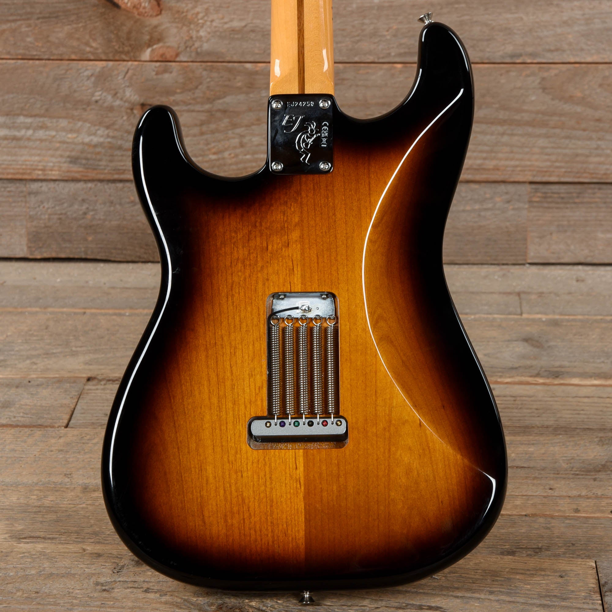 Fender Artist Eric Johnson Stratocaster 2-Color Sunburst Electric Guitars / Solid Body