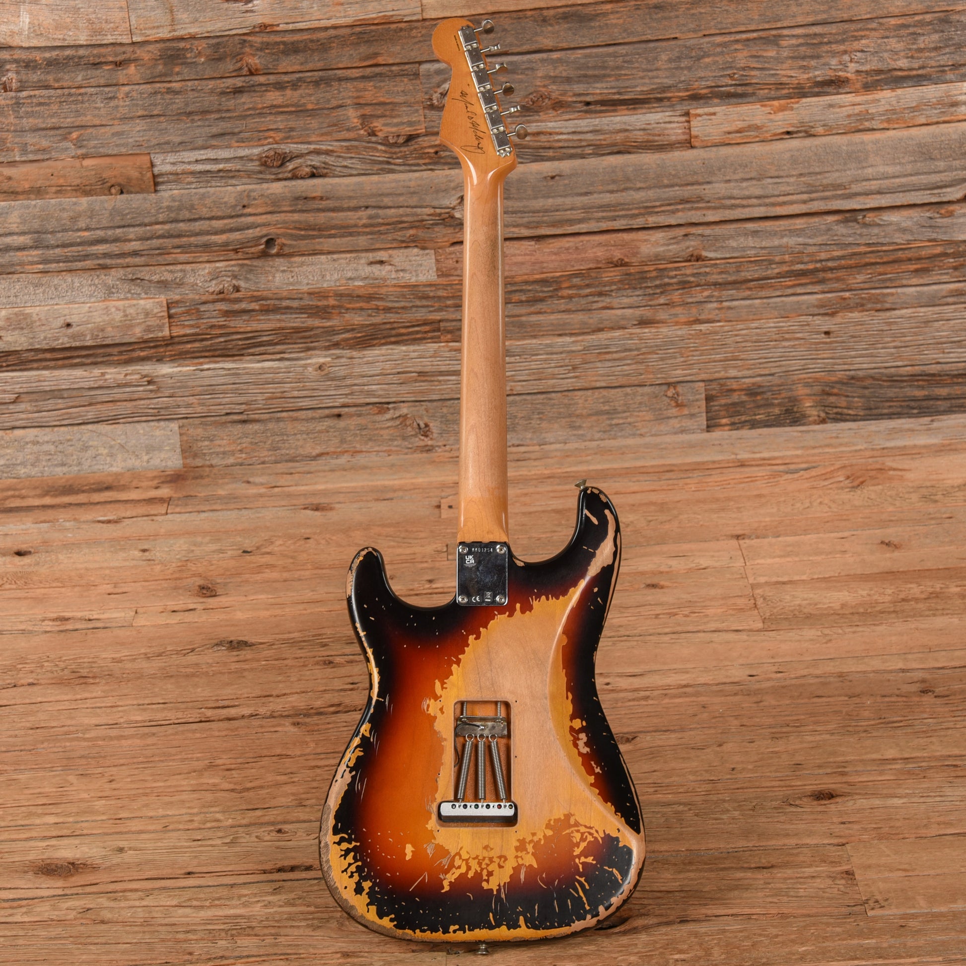 Fender Artist Mike McCready Signature Stratocaster 3-Color Sunburst Electric Guitars / Solid Body