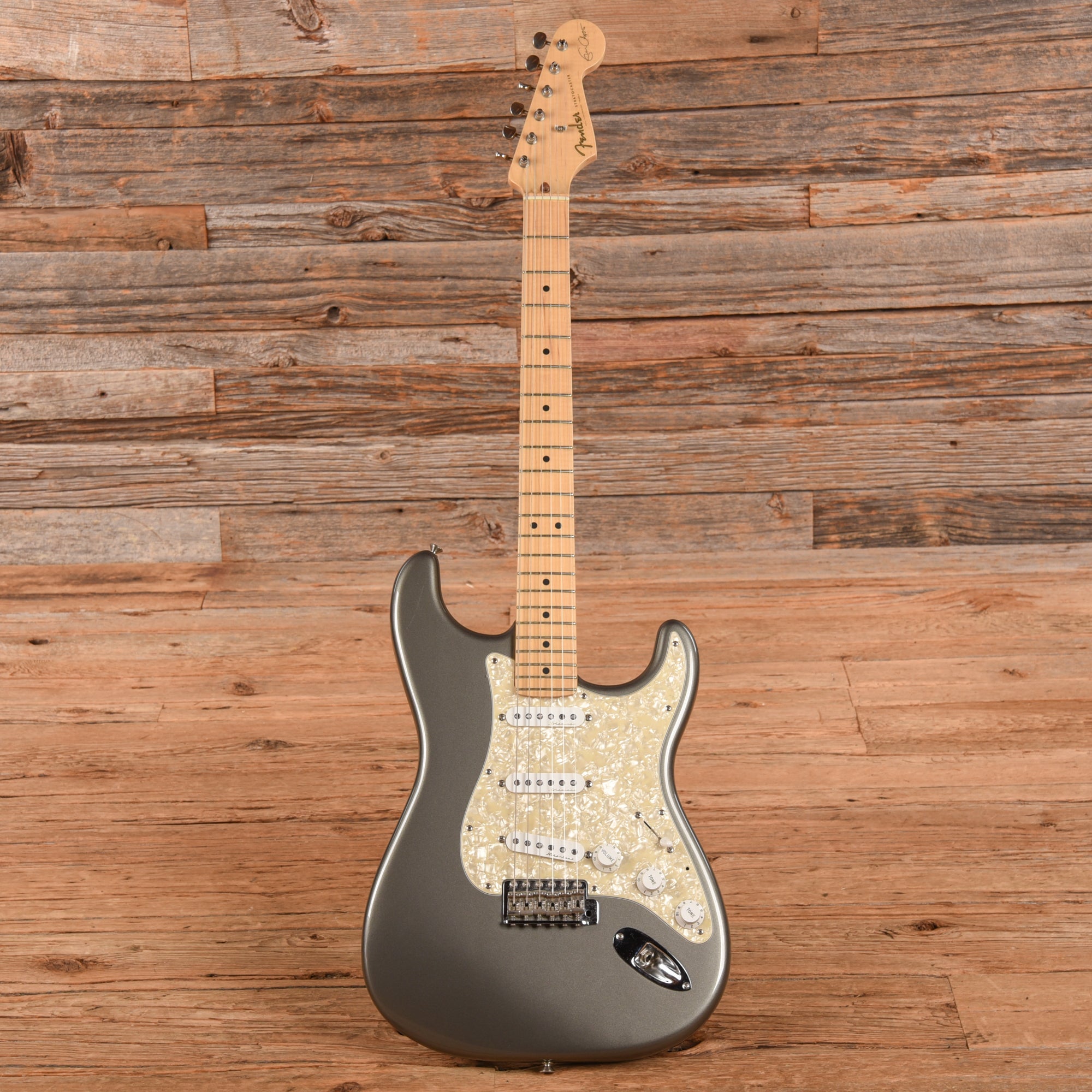 Fender Artist Series Eric Clapton Stratocaster Pewter 2003 Electric Guitars / Solid Body