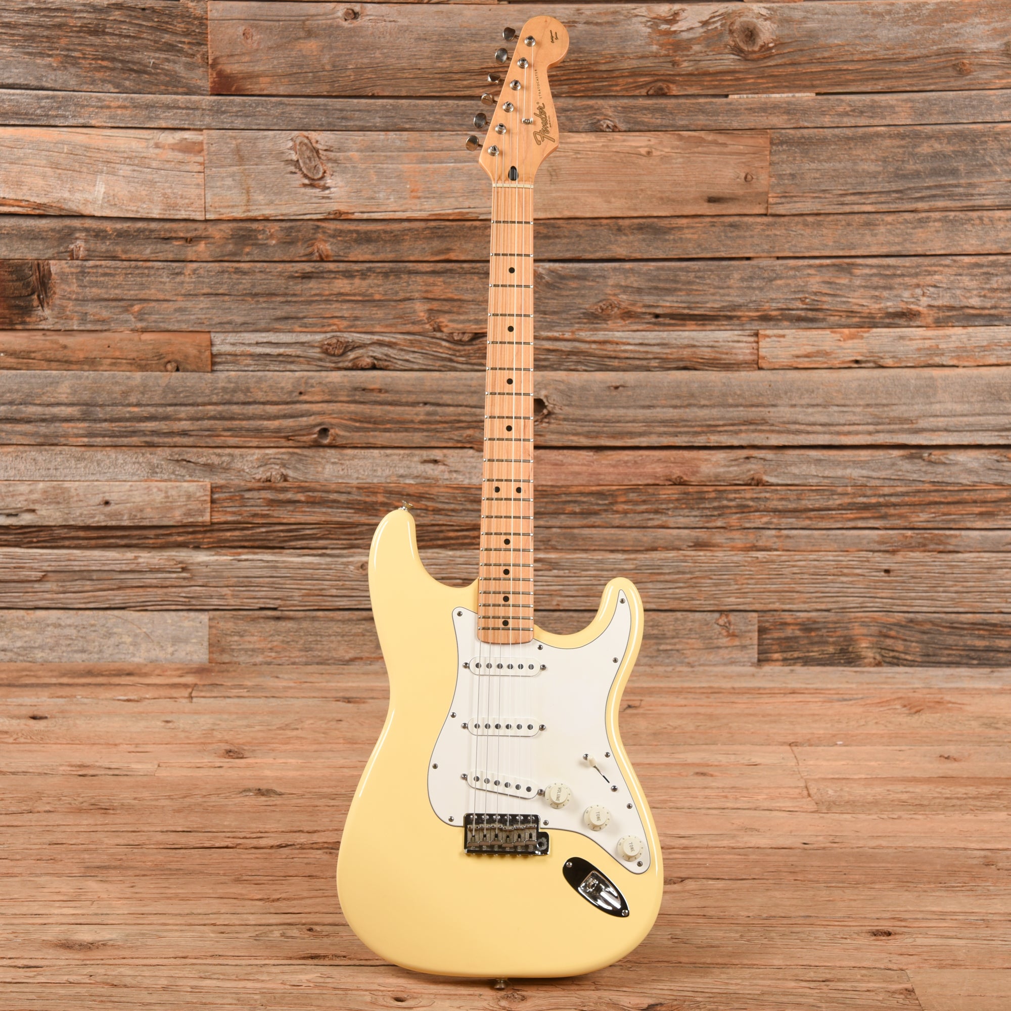 Fender California Series Stratocaster Vintage White 1997 Electric Guitars / Solid Body