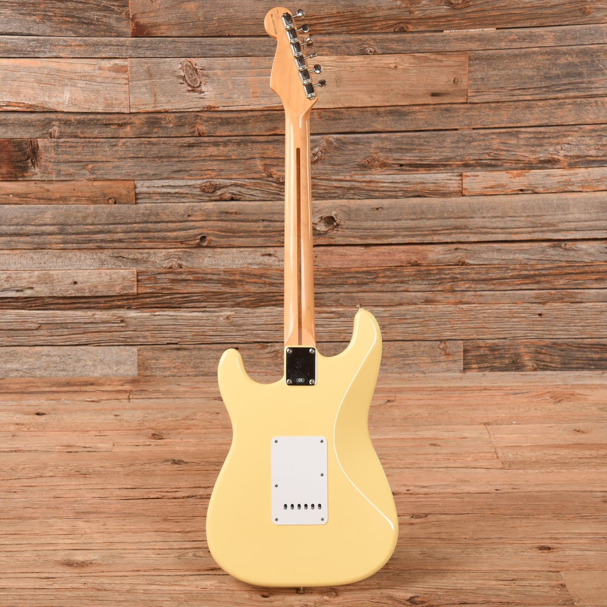 Fender California Series Stratocaster Vintage White 1997 Electric Guitars / Solid Body