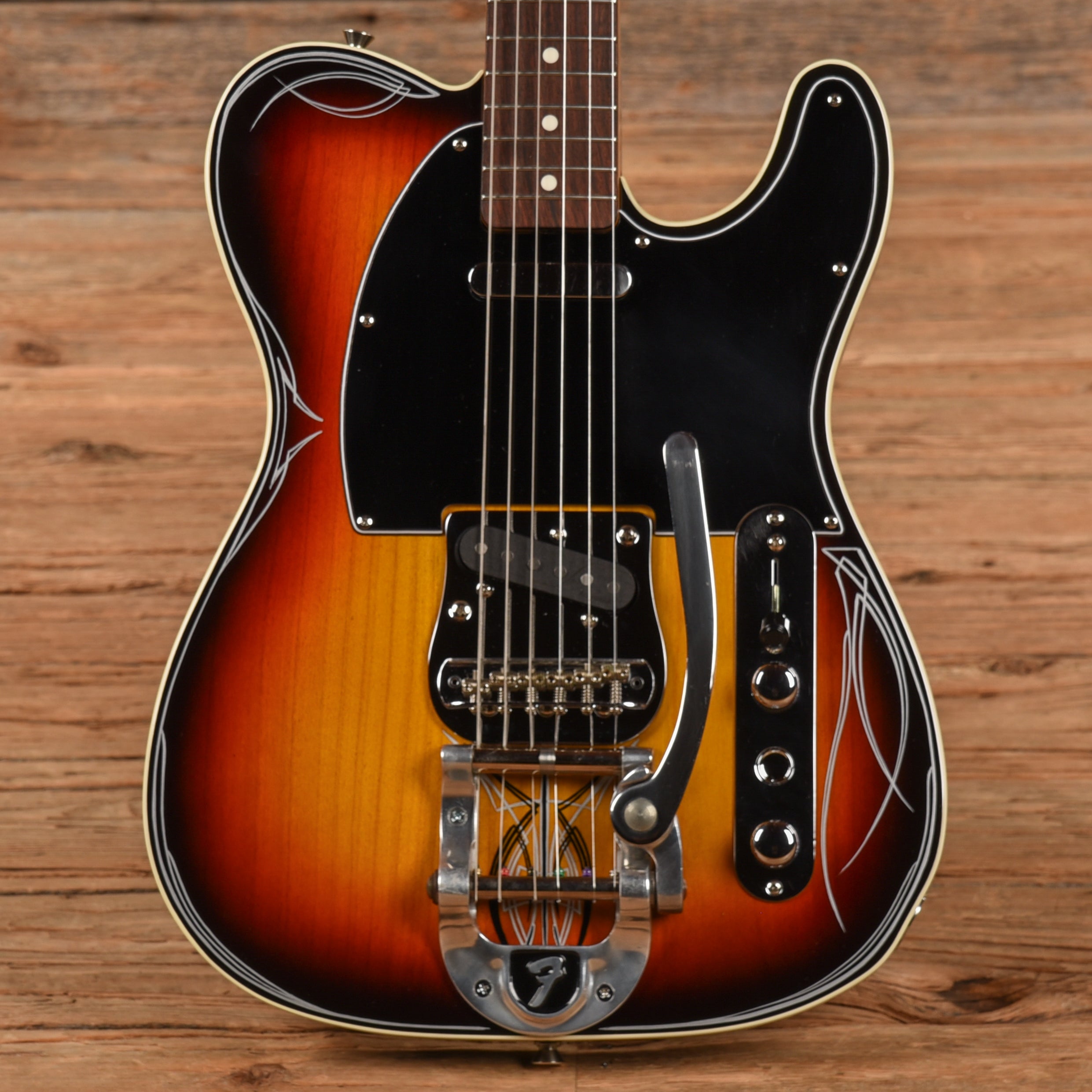 Fender CIJ Classic Series '60s Telecaster w/Bigsby Sunburst w/Custom Pinstriping 2005 Electric Guitars / Solid Body