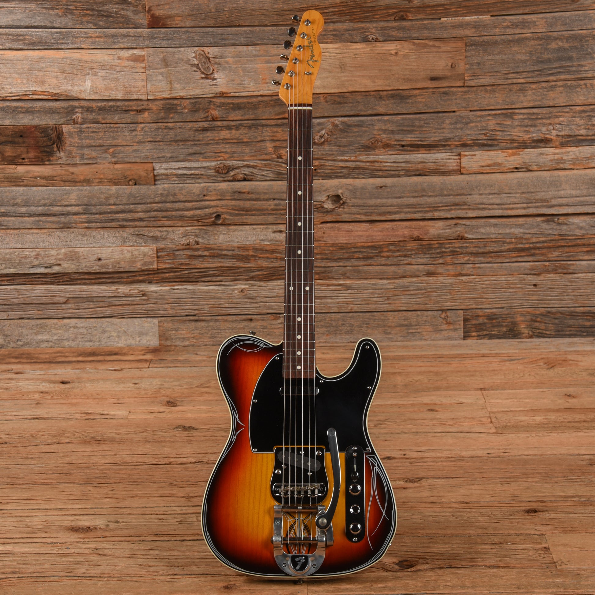 Fender CIJ Classic Series '60s Telecaster w/Bigsby Sunburst w/Custom Pinstriping 2005 Electric Guitars / Solid Body
