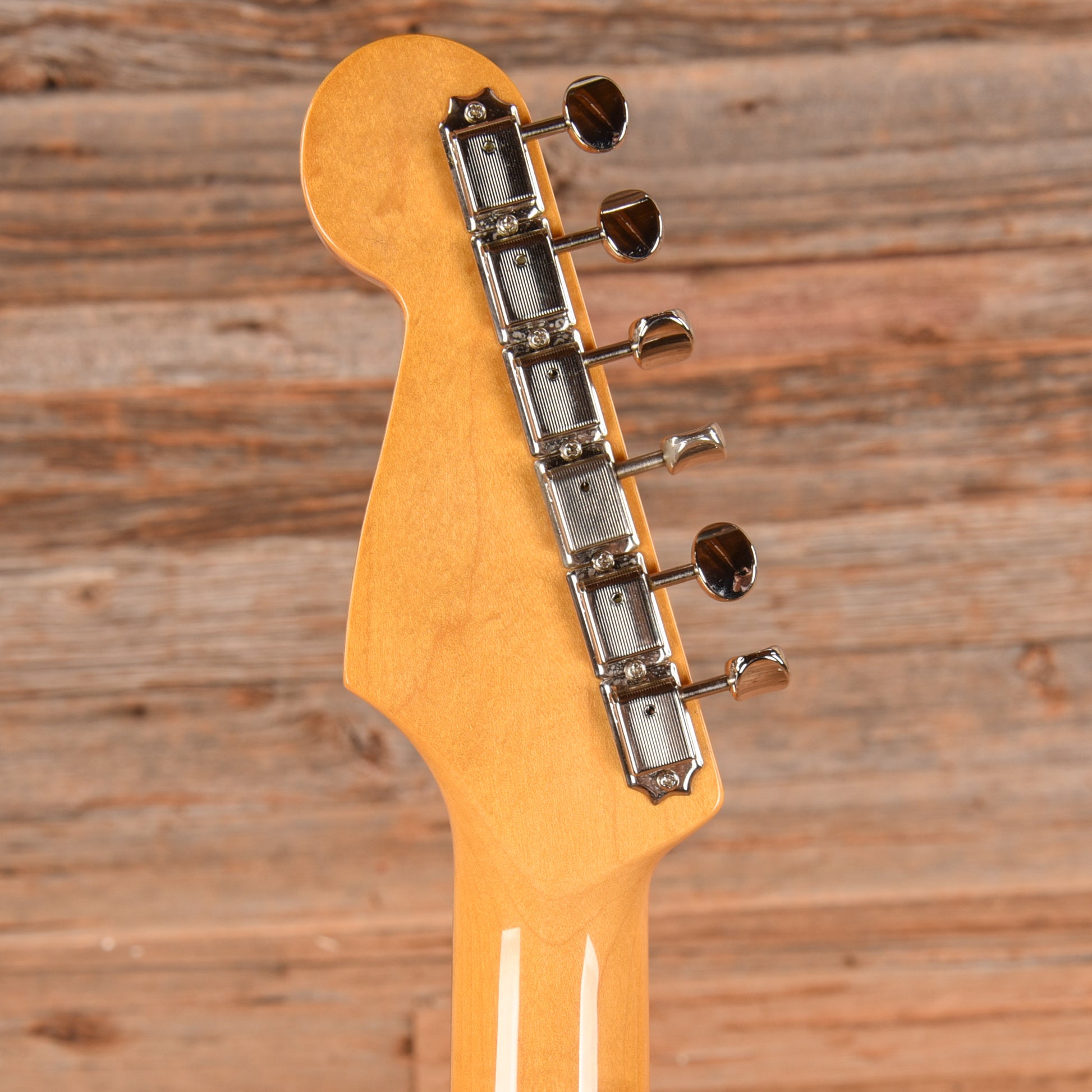 Fender Classic '60s Stratocaster Vintage White 2017 Electric Guitars / Solid Body