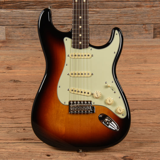 Fender Classic Series '60s Stratocaster Sunburst 2016 Electric Guitars / Solid Body