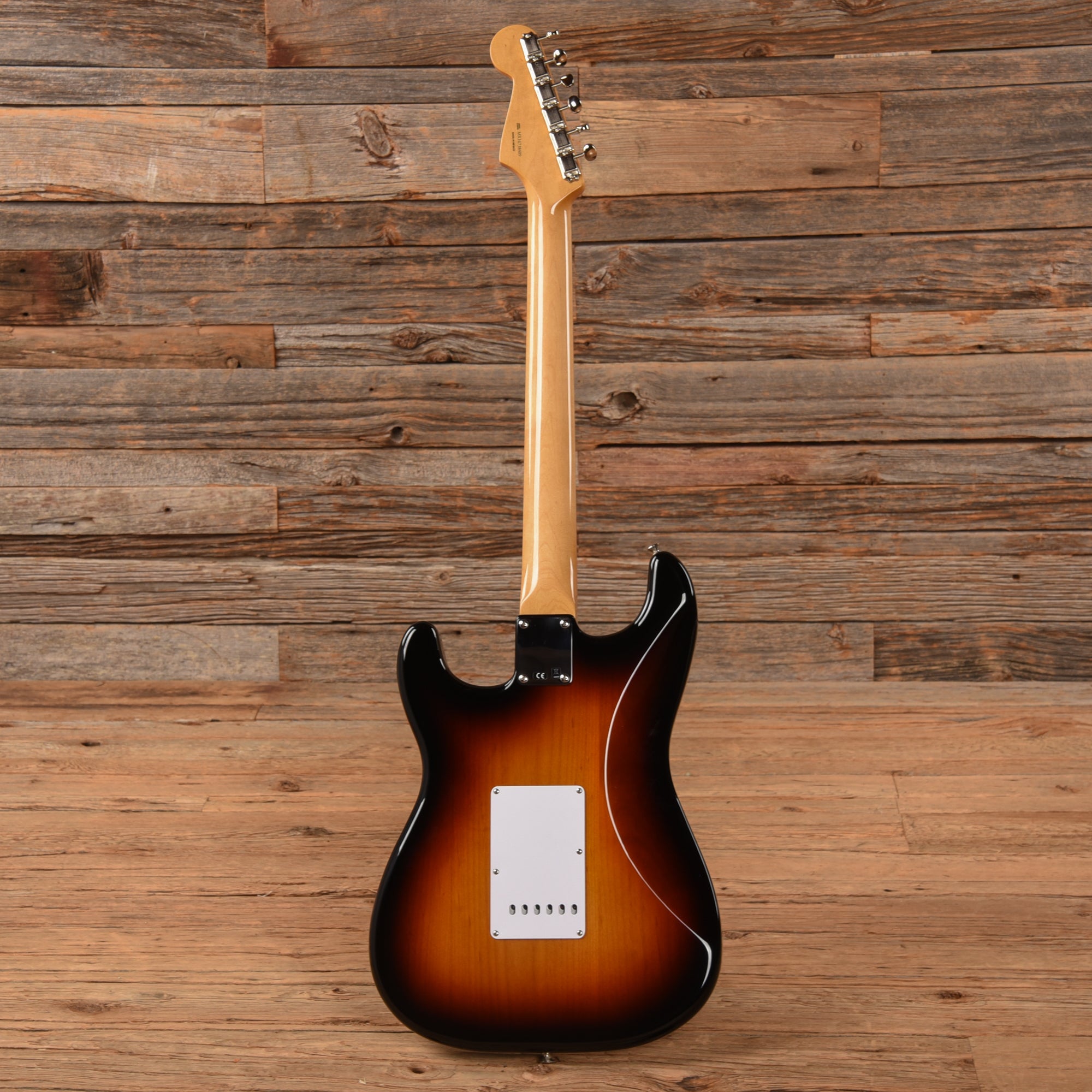 Fender Classic Series '60s Stratocaster Sunburst 2016 Electric Guitars / Solid Body