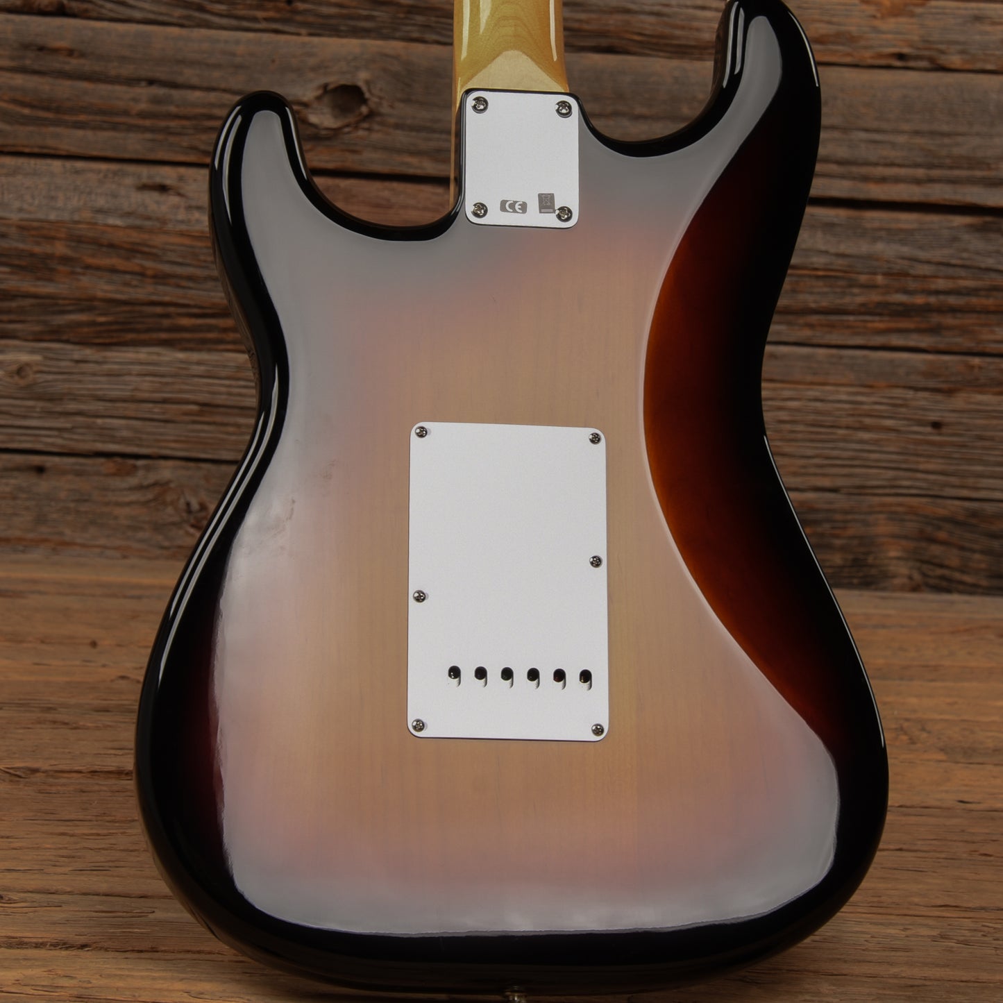 Fender Classic Series '60s Stratocaster Sunburst 2016 Electric Guitars / Solid Body