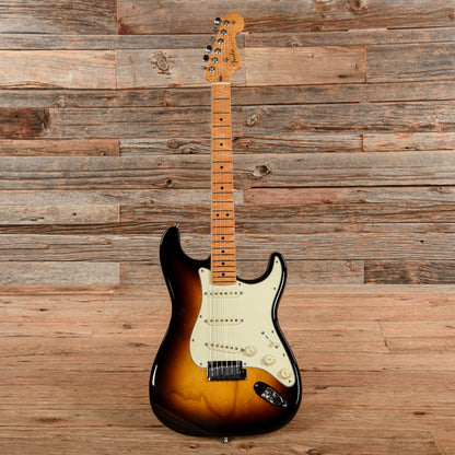 Fender Custom Classic Stratocaster Sunburst 2007 Electric Guitars / Solid Body