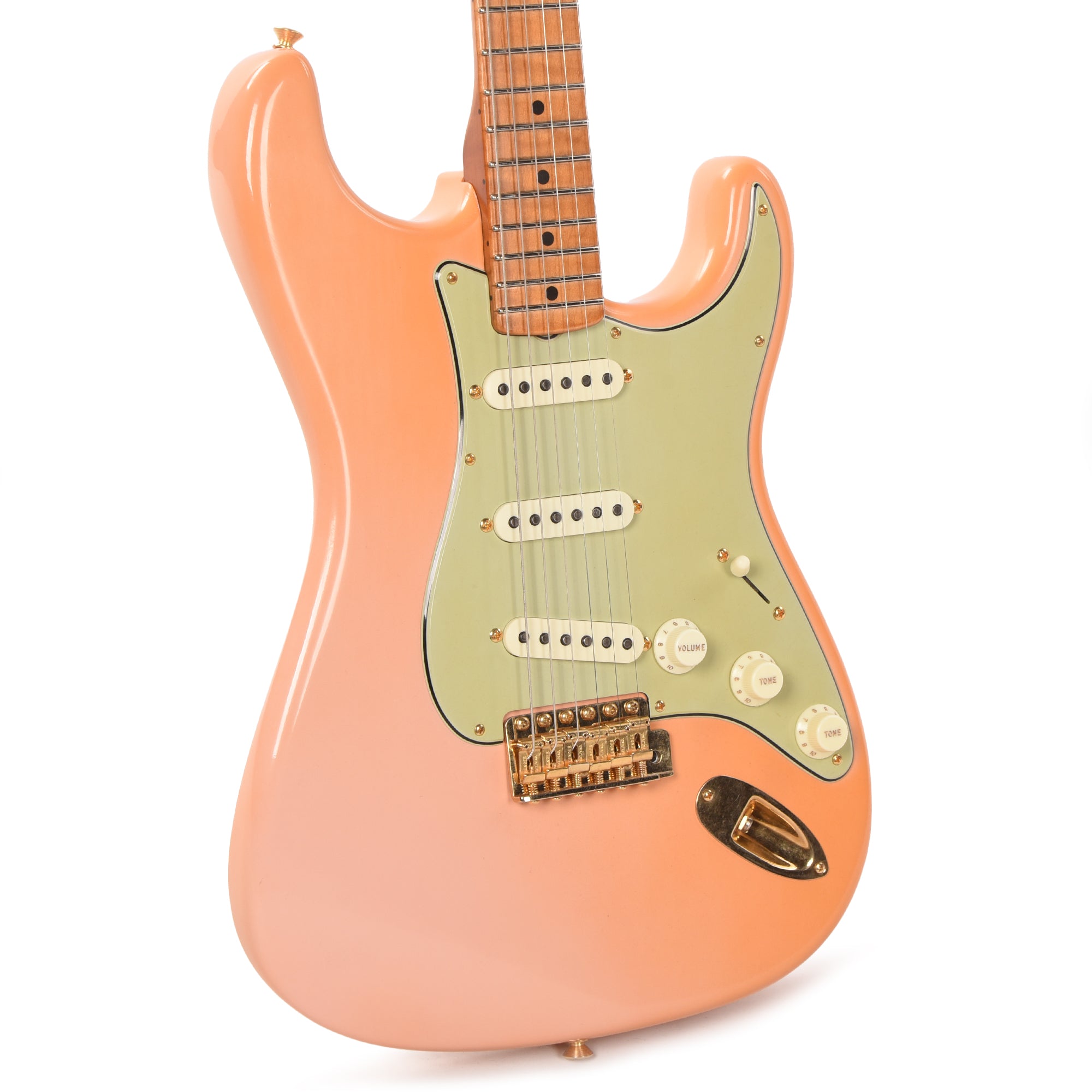 Fender Custom Shop 1959 Stratocaster Deluxe Closet Classic Aged Shell Pink Master Built by Dale Wilson w/Gold Hardware & AA Flame Neck Electric Guitars / Solid Body