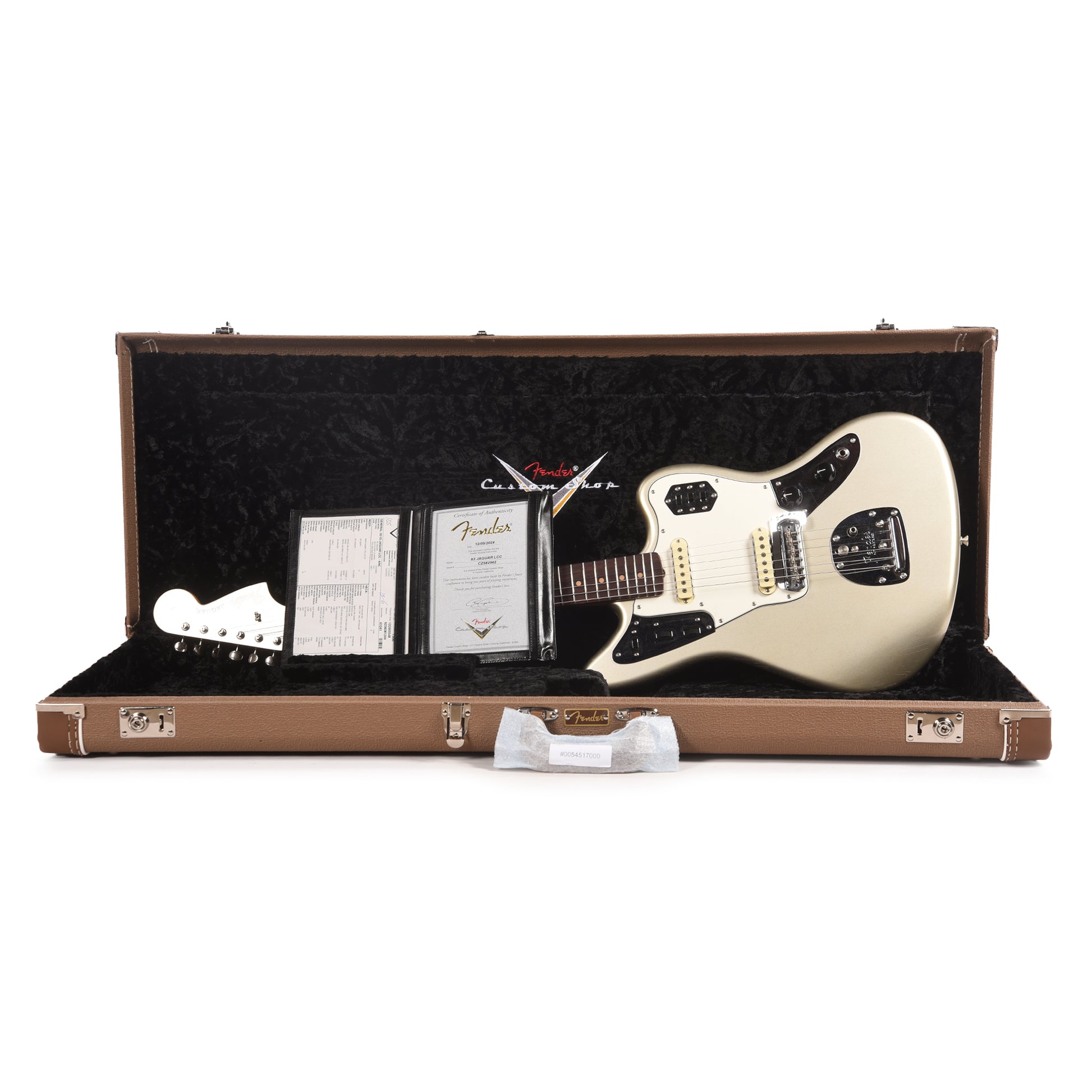 Fender Custom Shop 1963 Jaguar Deluxe Closet Classic Aged Inca Silver Electric Guitars / Solid Body