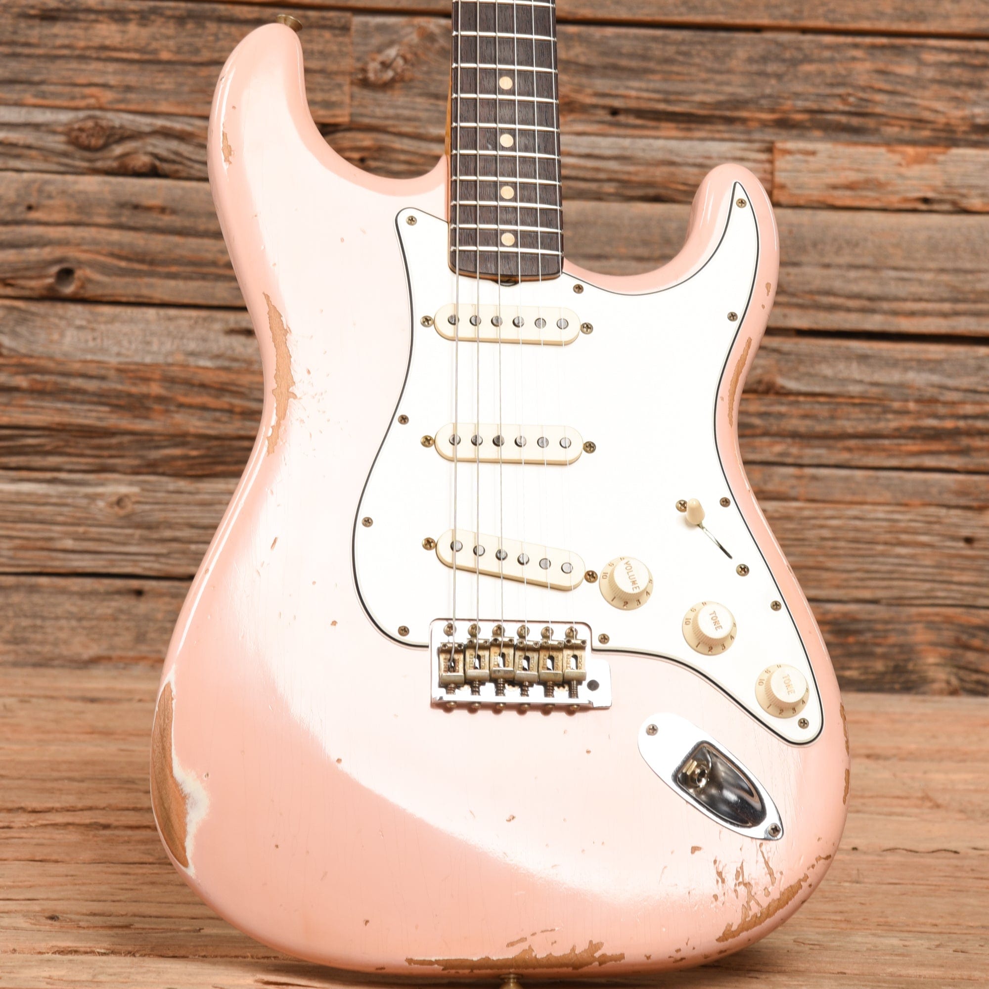 Fender Custom Shop 1963 Stratocaster Relic Shell Pink 2020 Electric Guitars / Solid Body