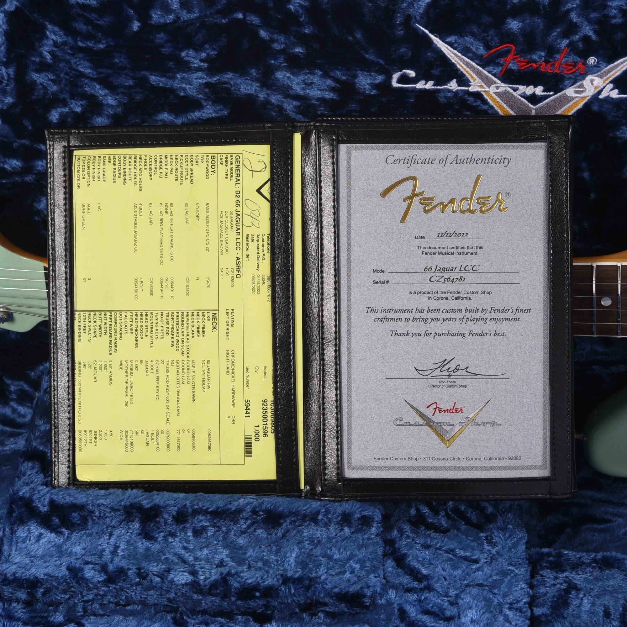 Fender Custom Shop 1966 Jaguar Deluxe Closet Classic Aged Surf Green Electric Guitars / Solid Body