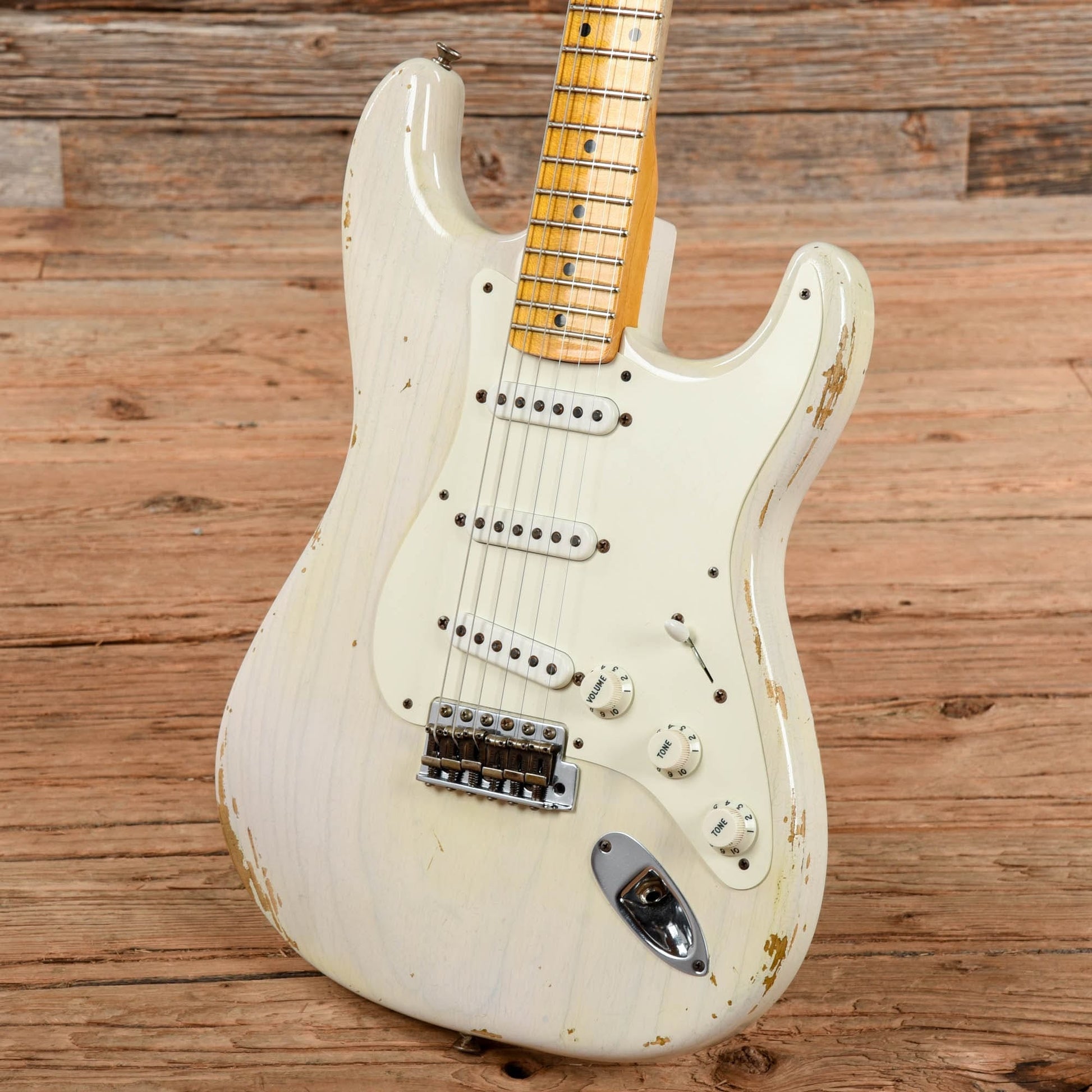Fender Custom Shop '54 Stratocaster Heavy Relic Aged White Blonde 2015 Electric Guitars / Solid Body