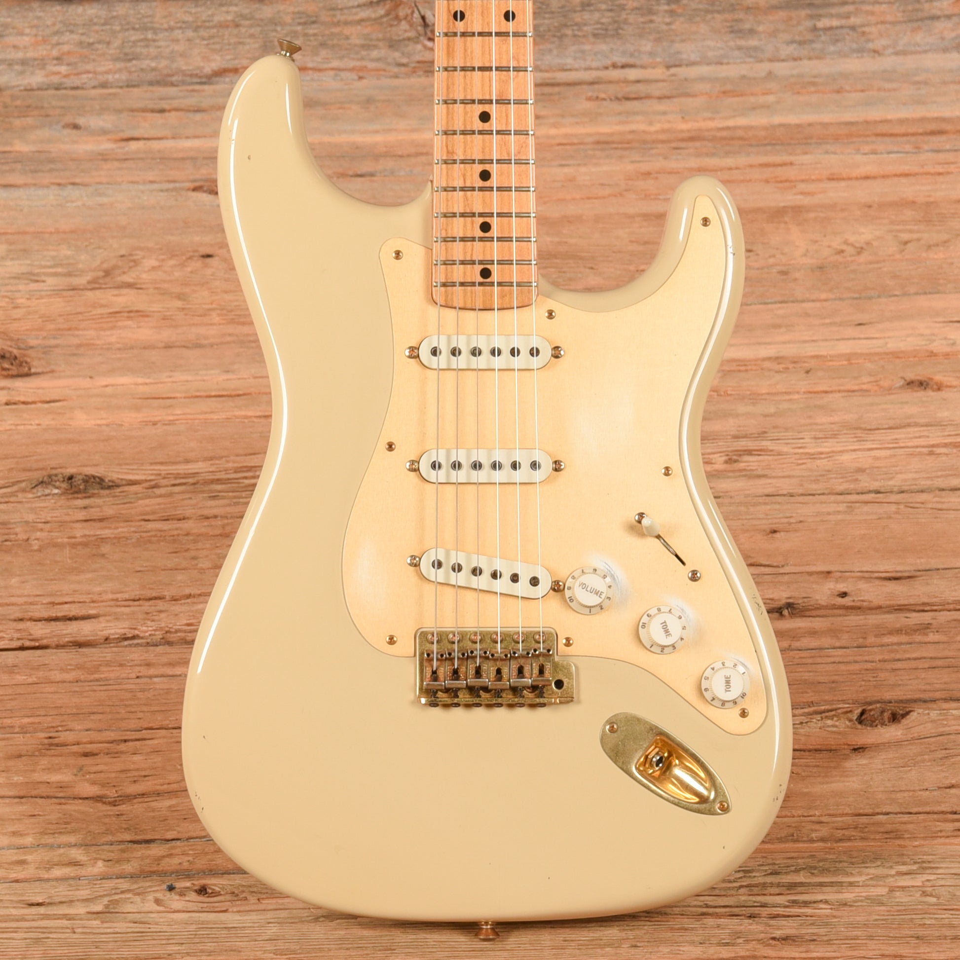 Fender Custom Shop '56 Stratocaster Desert Sand 2005 Electric Guitars / Solid Body