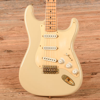 Fender Custom Shop '56 Stratocaster Desert Sand 2005 Electric Guitars / Solid Body