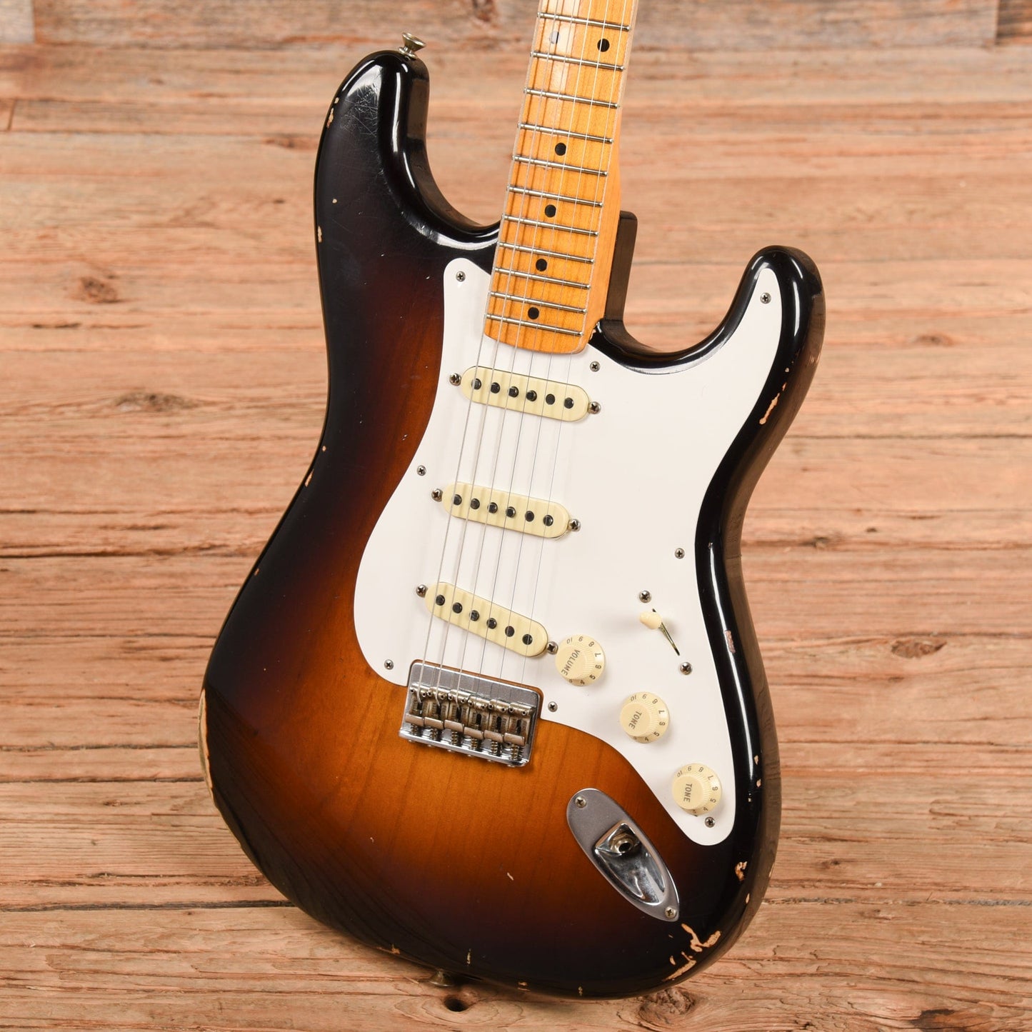 Fender Custom Shop '57 Hardtail Stratocaster Ash Relic Sunburst 2018 Electric Guitars / Solid Body