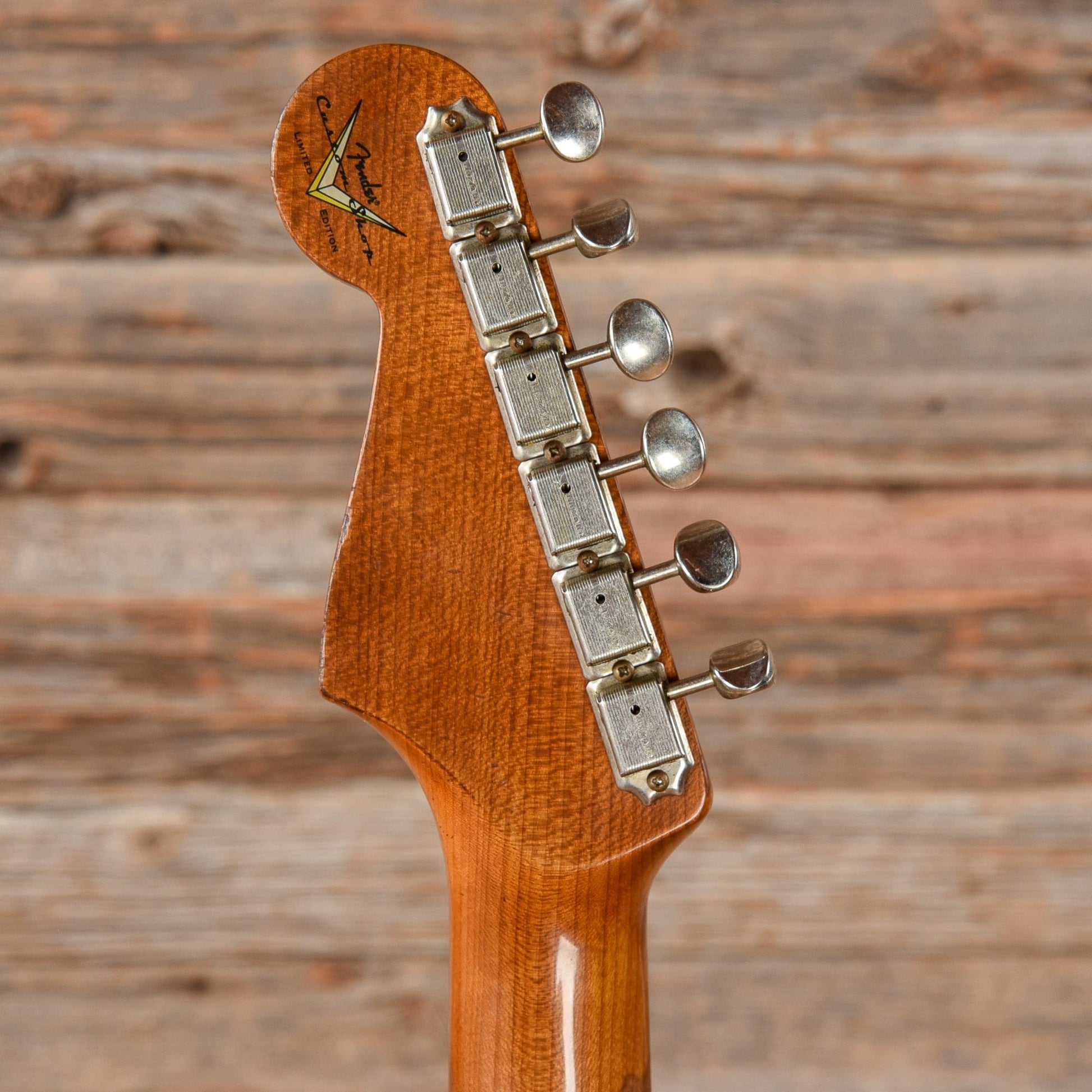 Fender Custom Shop 61 Stratocaster Heavy Relic Black Over Sunburst Electric Guitars / Solid Body