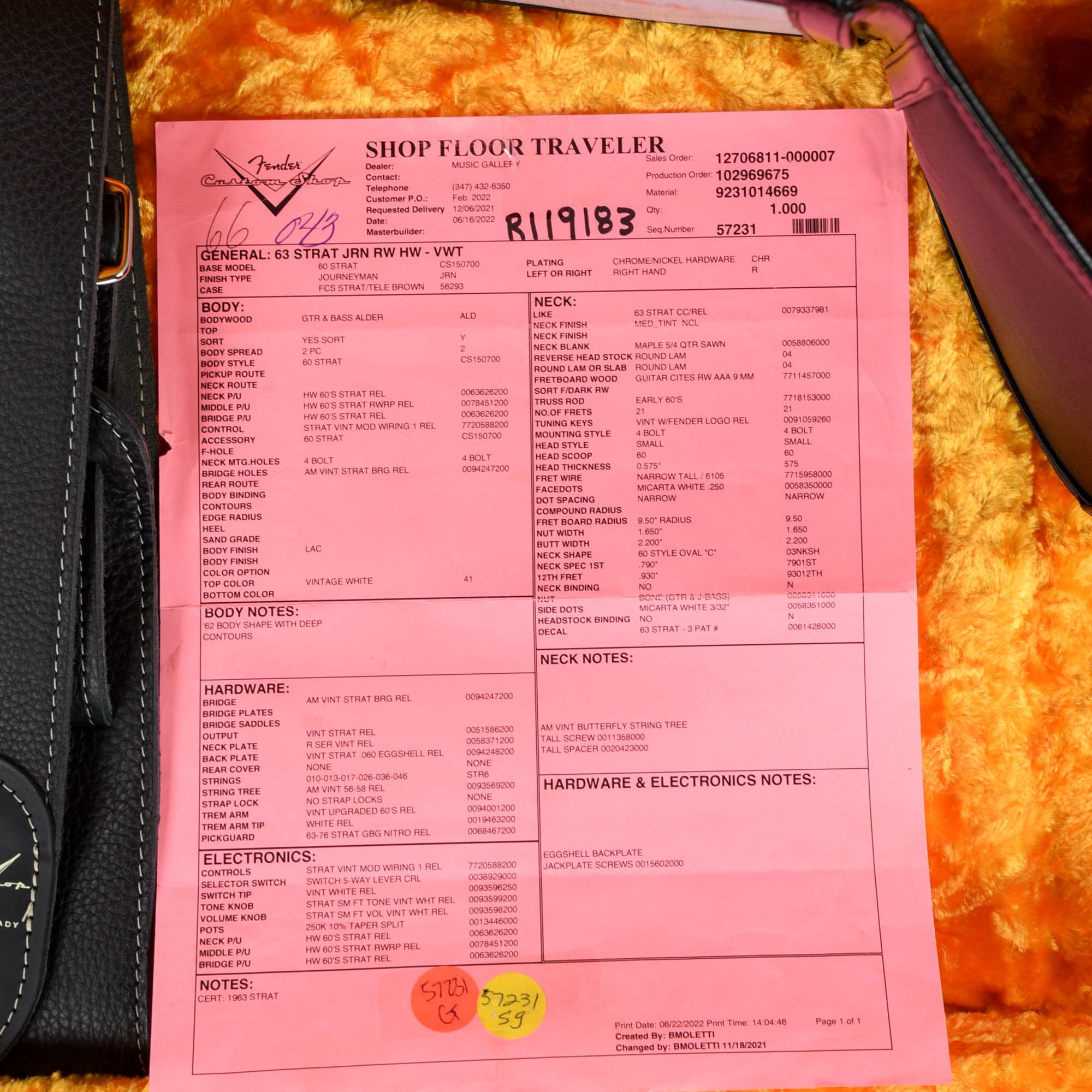 Fender Custom Shop 63 Stratocaster Journeyman Relic Vintage White 2022 Electric Guitars / Solid Body