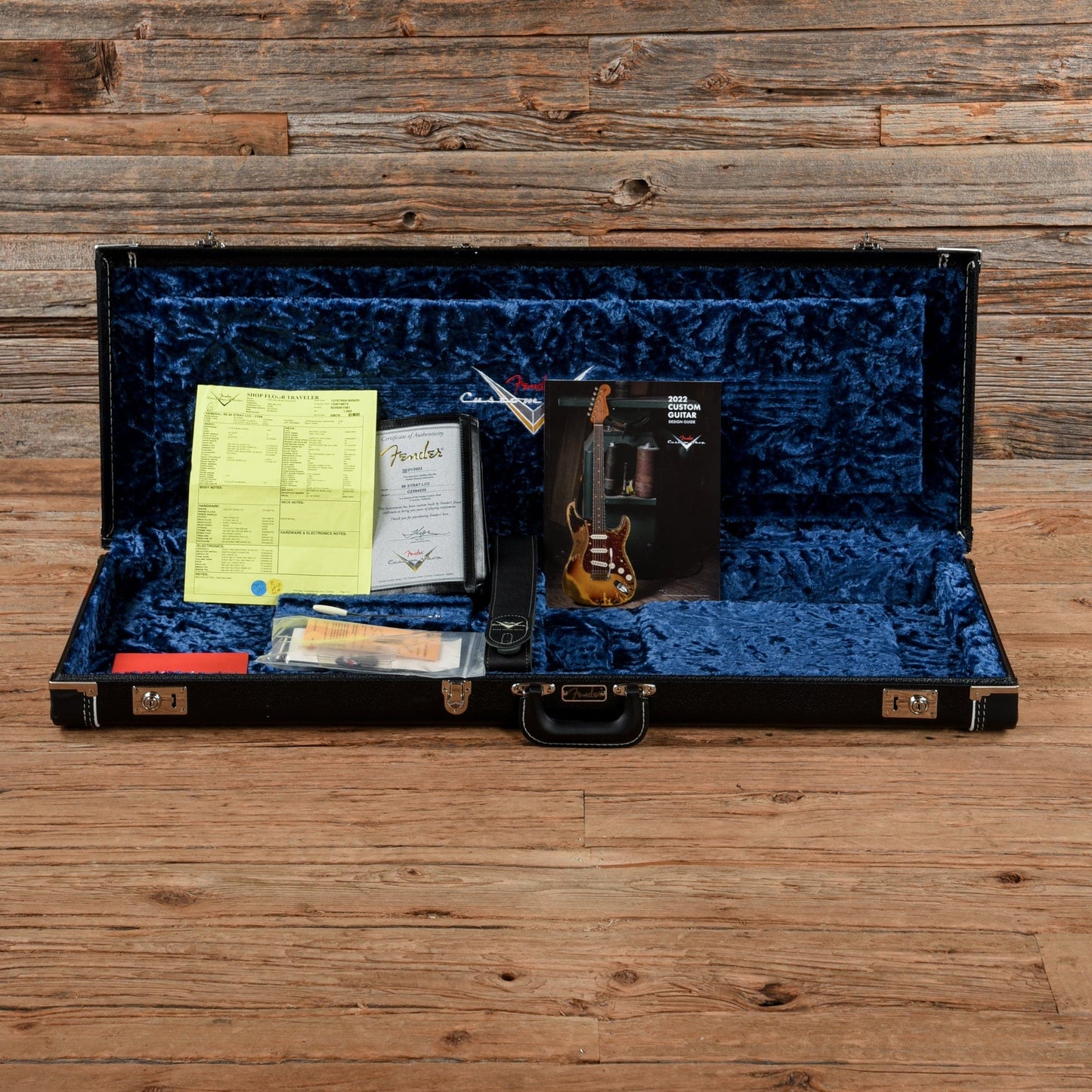 Fender Custom Shop '66 Stratocaster Deluxe Closet Classic Sunburst 2022 Electric Guitars / Solid Body