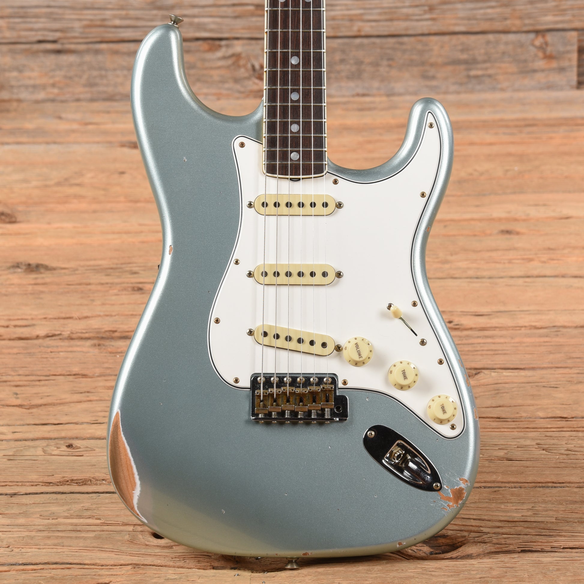 Fender Custom Shop 67 Stratocaster Relic Aged Firemist Silver 2023 Electric Guitars / Solid Body