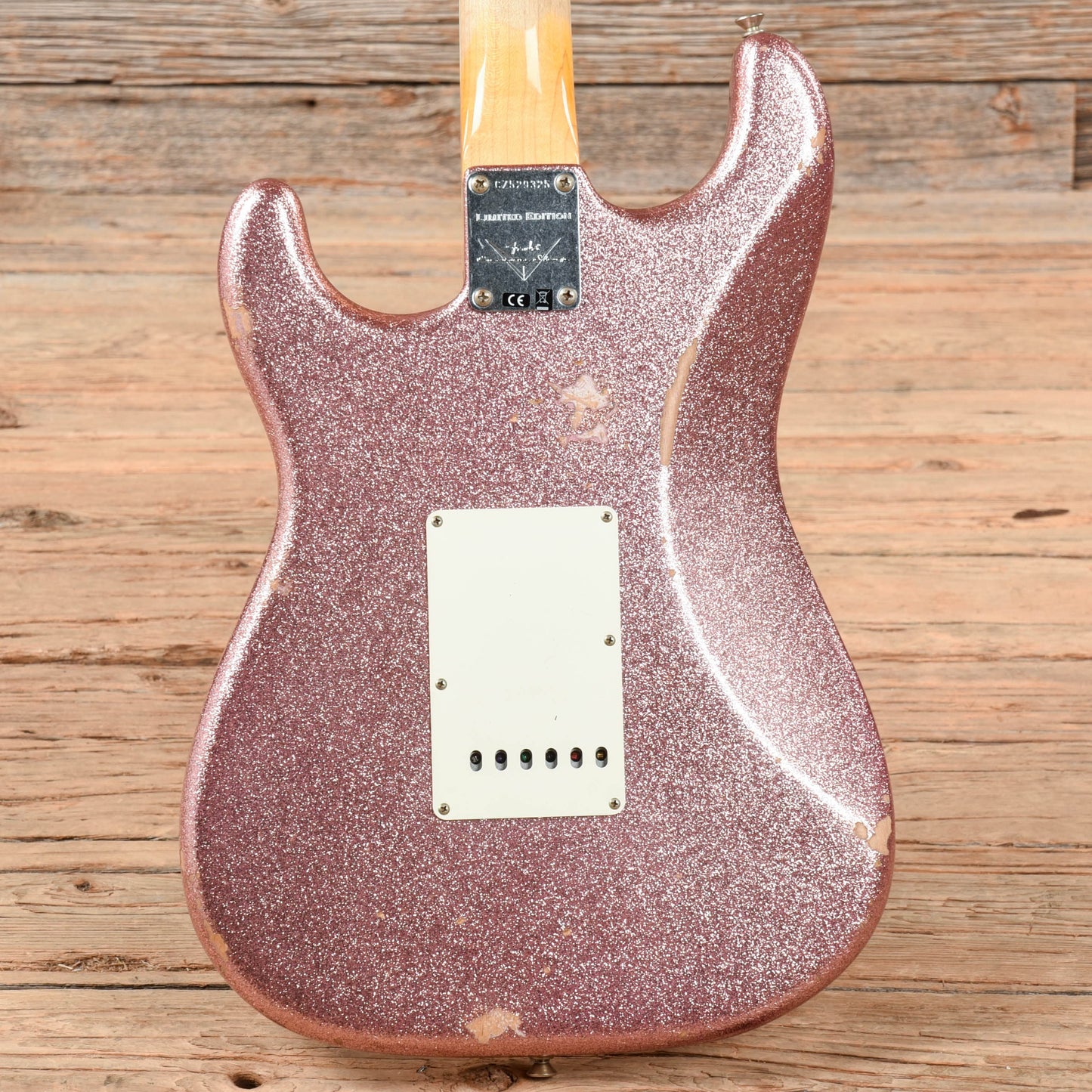 Fender Custom Shop 67 Stratocaster Relic Champaign Sparkle 2017 Electric Guitars / Solid Body