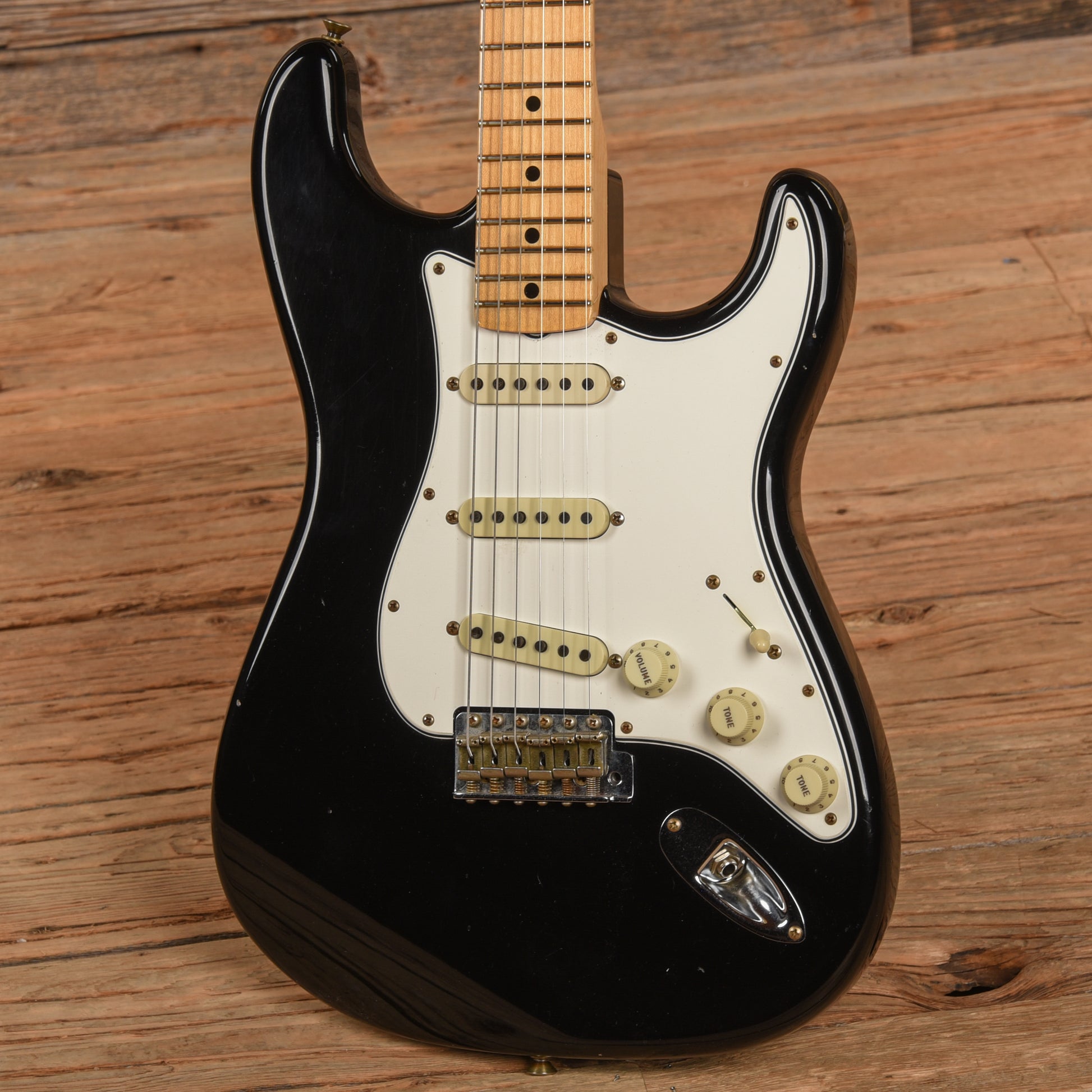 Fender Custom Shop '69 Maple Cap Stratocaster Journeyman Relic Black Electric Guitars / Solid Body