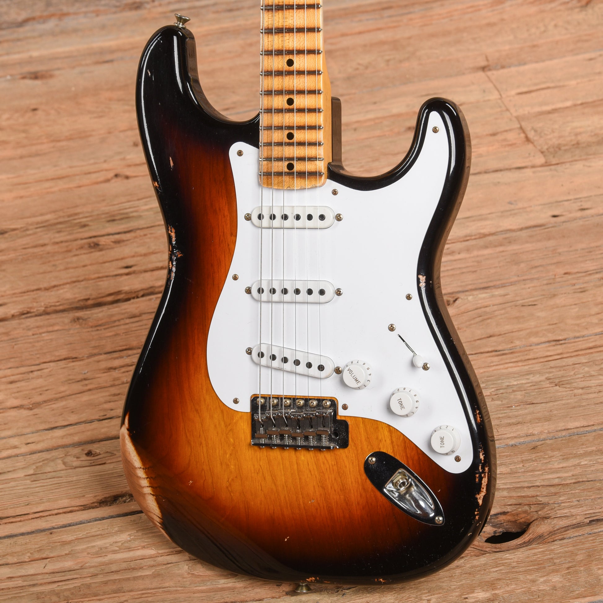 Fender Custom Shop 70th Anniversary '54 Stratocaster Relic Sunburst 2024 Electric Guitars / Solid Body